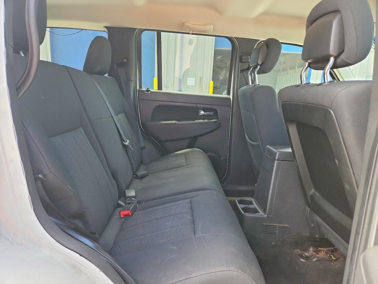 2012 Jeep Liberty Sport White vin: 1C4PJLAK1CW100607