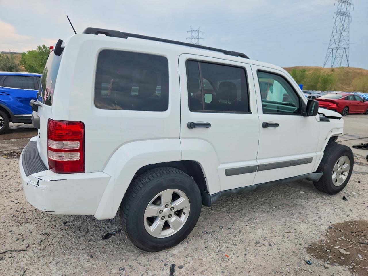 2012 Jeep Liberty Sport White vin: 1C4PJLAK1CW133302