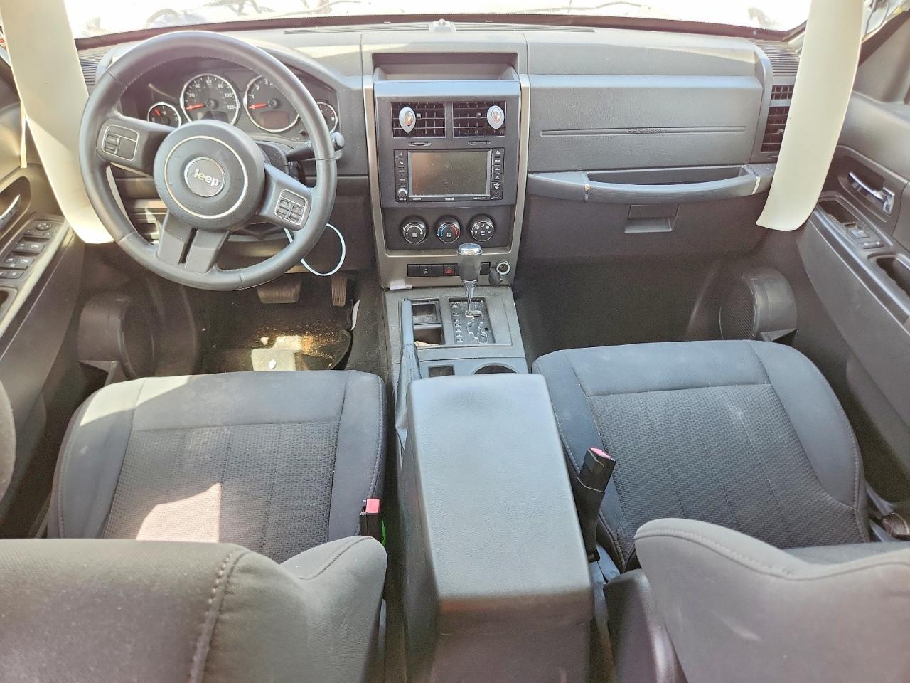 2012 Jeep Liberty Sport White vin: 1C4PJLAK1CW134417