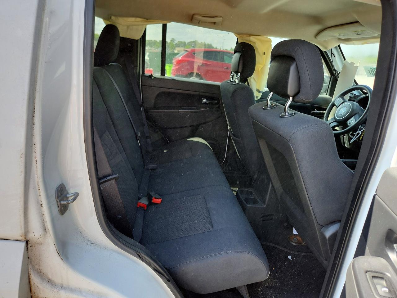 2012 Jeep Liberty Sport White vin: 1C4PJLAK1CW134417
