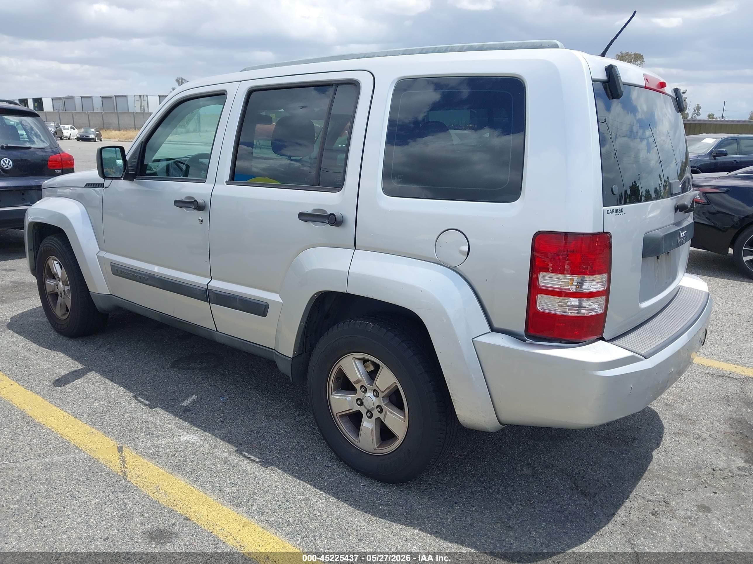 2012 Jeep Liberty Sport Silver vin: 1C4PJLAK2CW122471