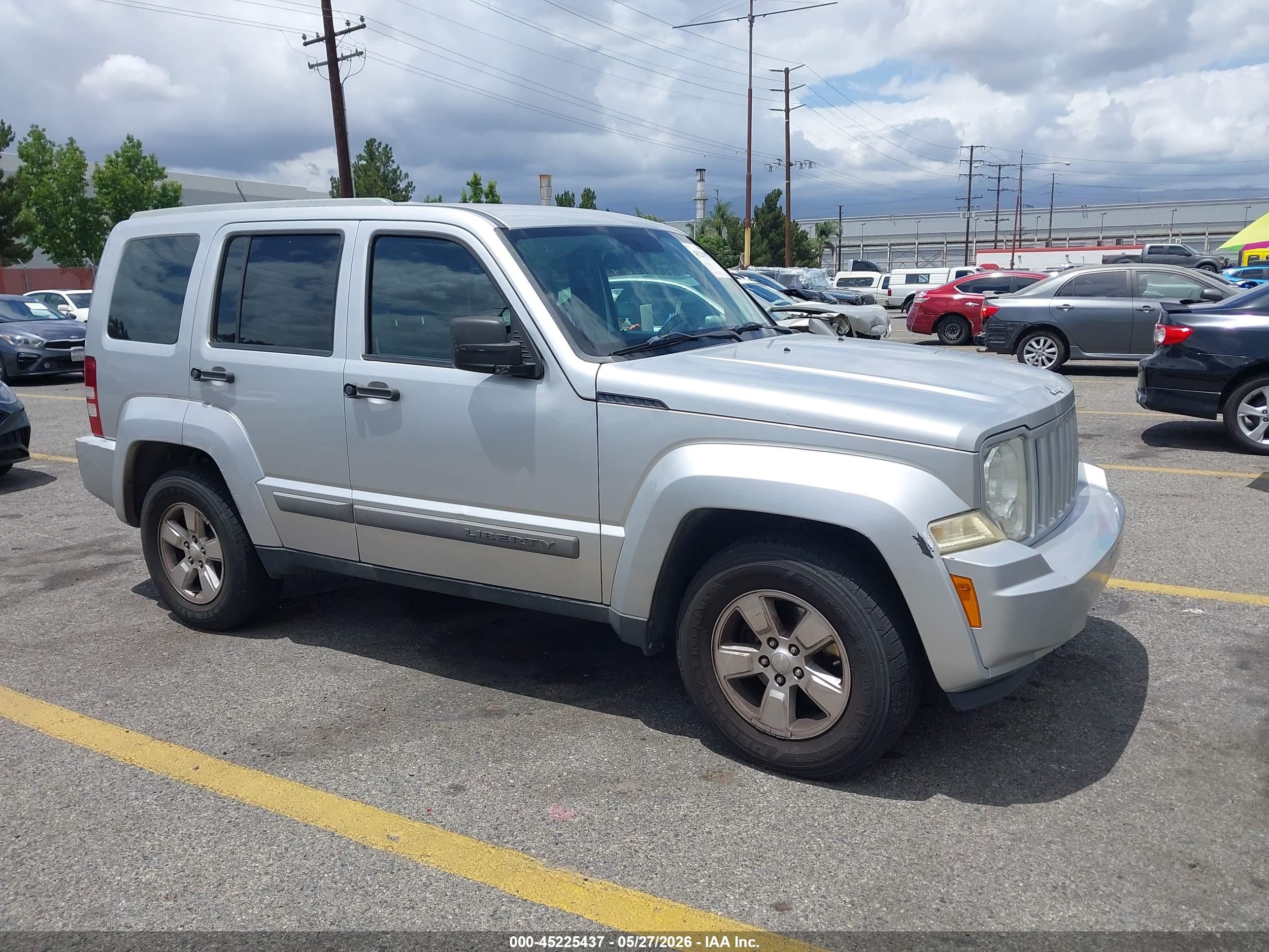2012 Jeep Liberty Sport Silver vin: 1C4PJLAK2CW122471