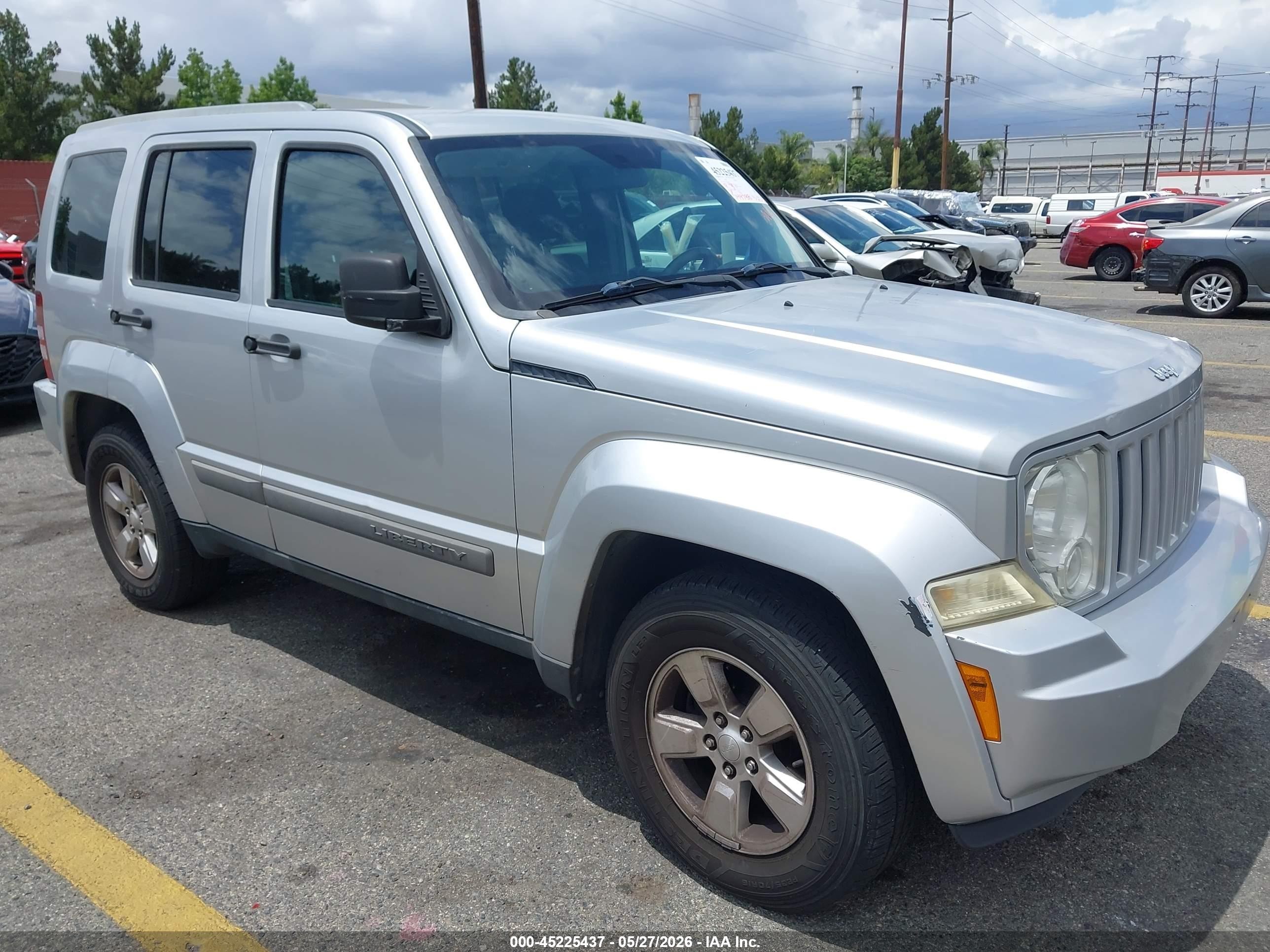 2012 Jeep Liberty Sport Silver vin: 1C4PJLAK2CW122471
