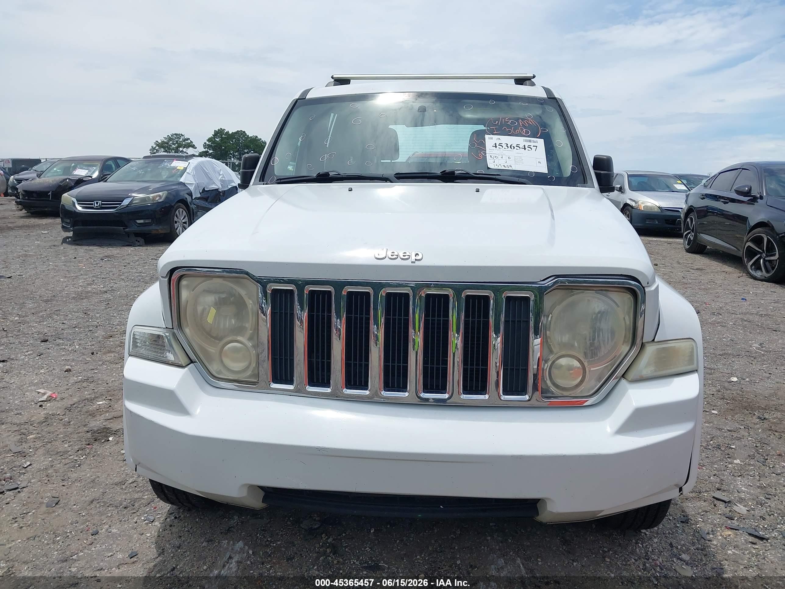 2012 Jeep Liberty Sport White vin: 1C4PJLAK2CW178846