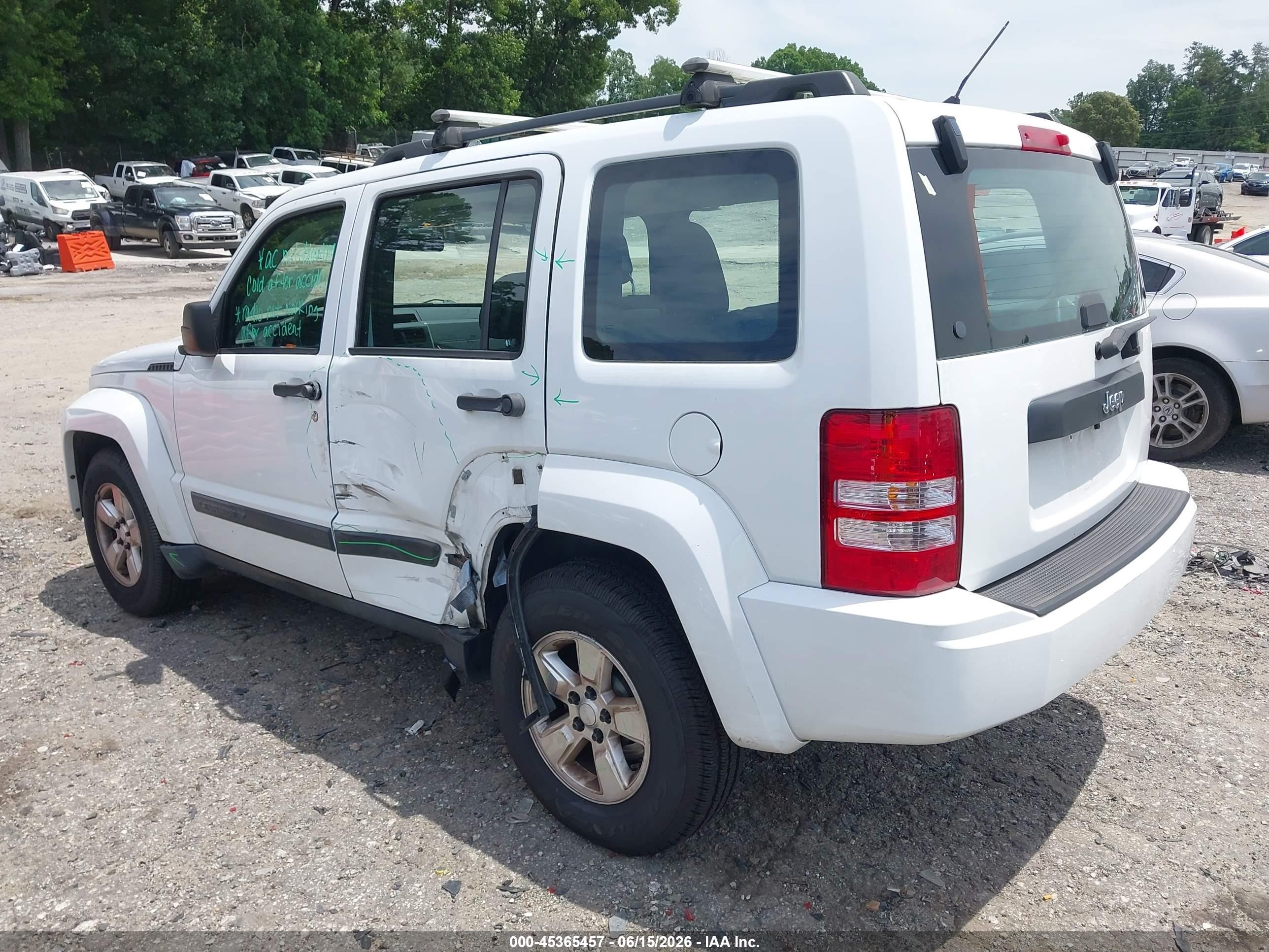 2012 Jeep Liberty Sport White vin: 1C4PJLAK2CW178846