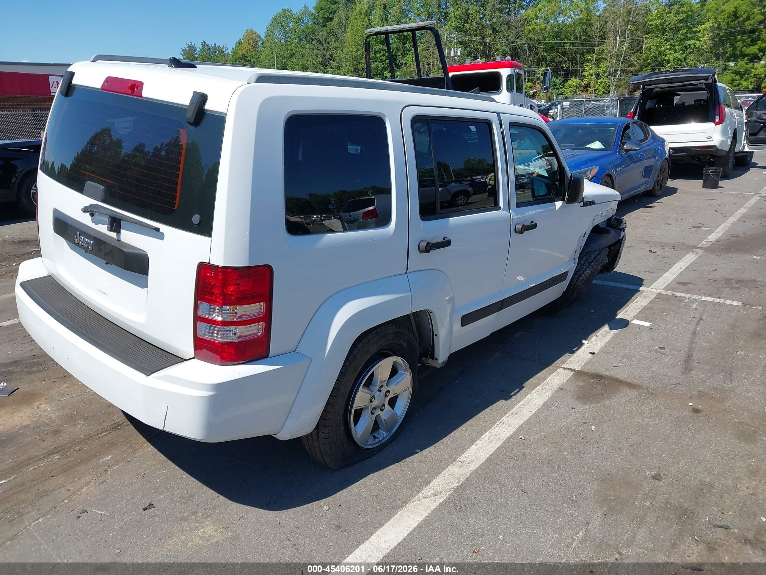 2012 Jeep Liberty Sport White vin: 1C4PJLAK5CW122447