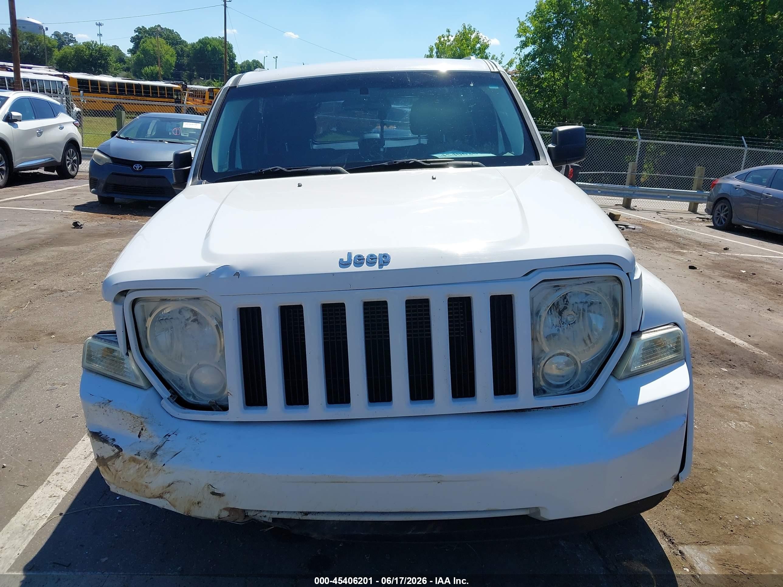 2012 Jeep Liberty Sport White vin: 1C4PJLAK5CW122447
