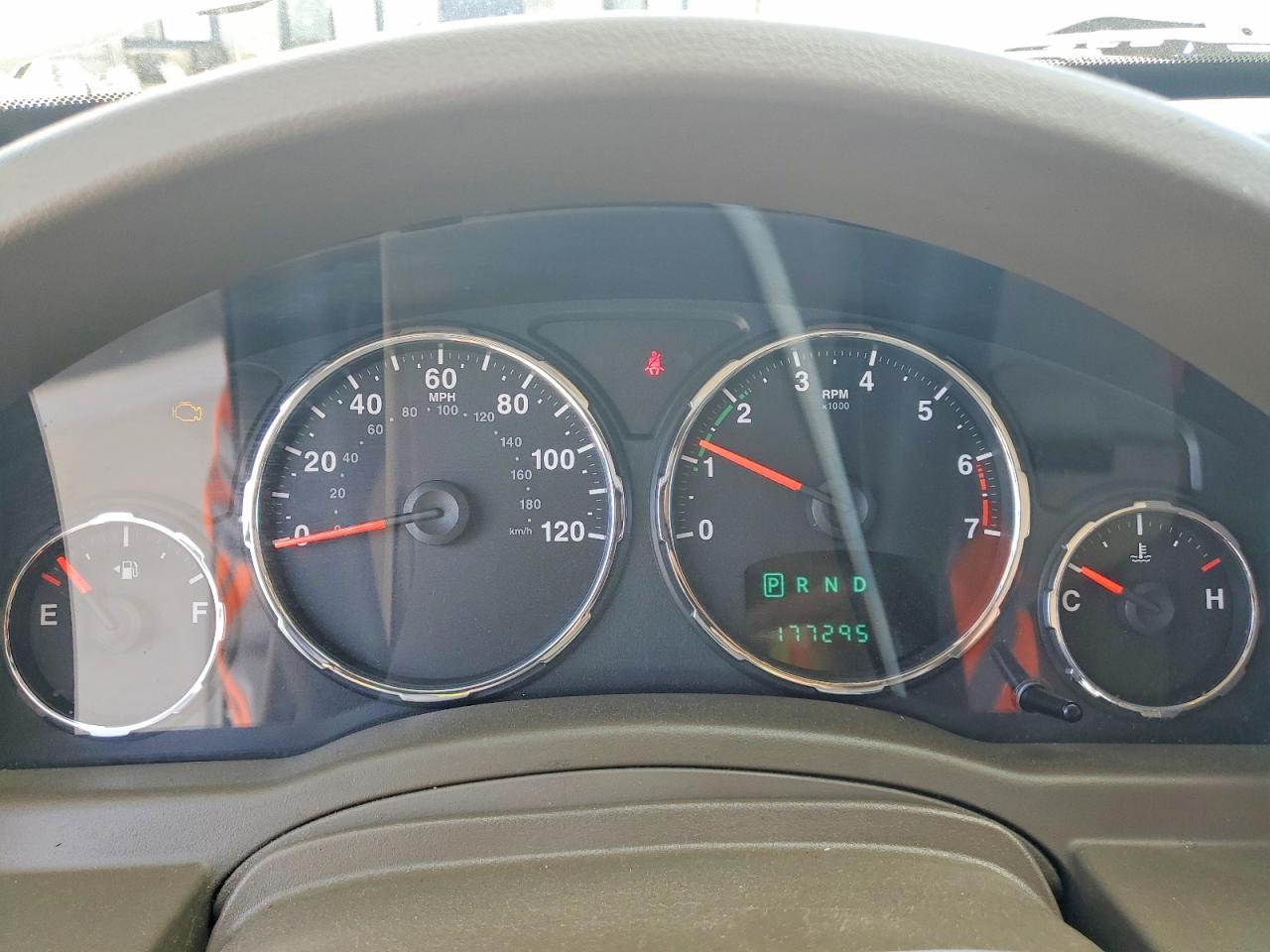 2012 Jeep Liberty White vin: 1C4PJLAK6CW103941