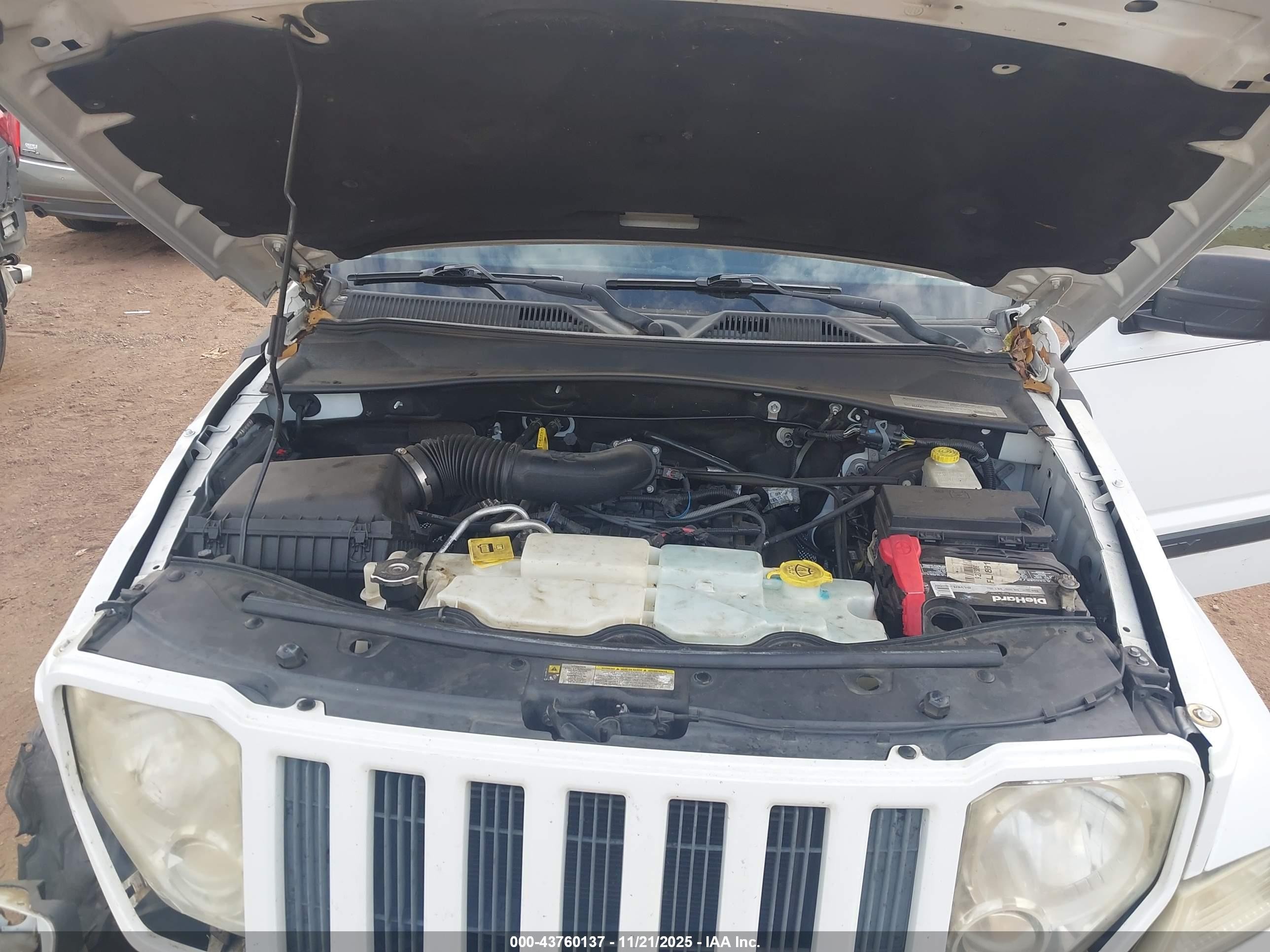 2012 Jeep Liberty Sport White vin: 1C4PJLAK7CW110493