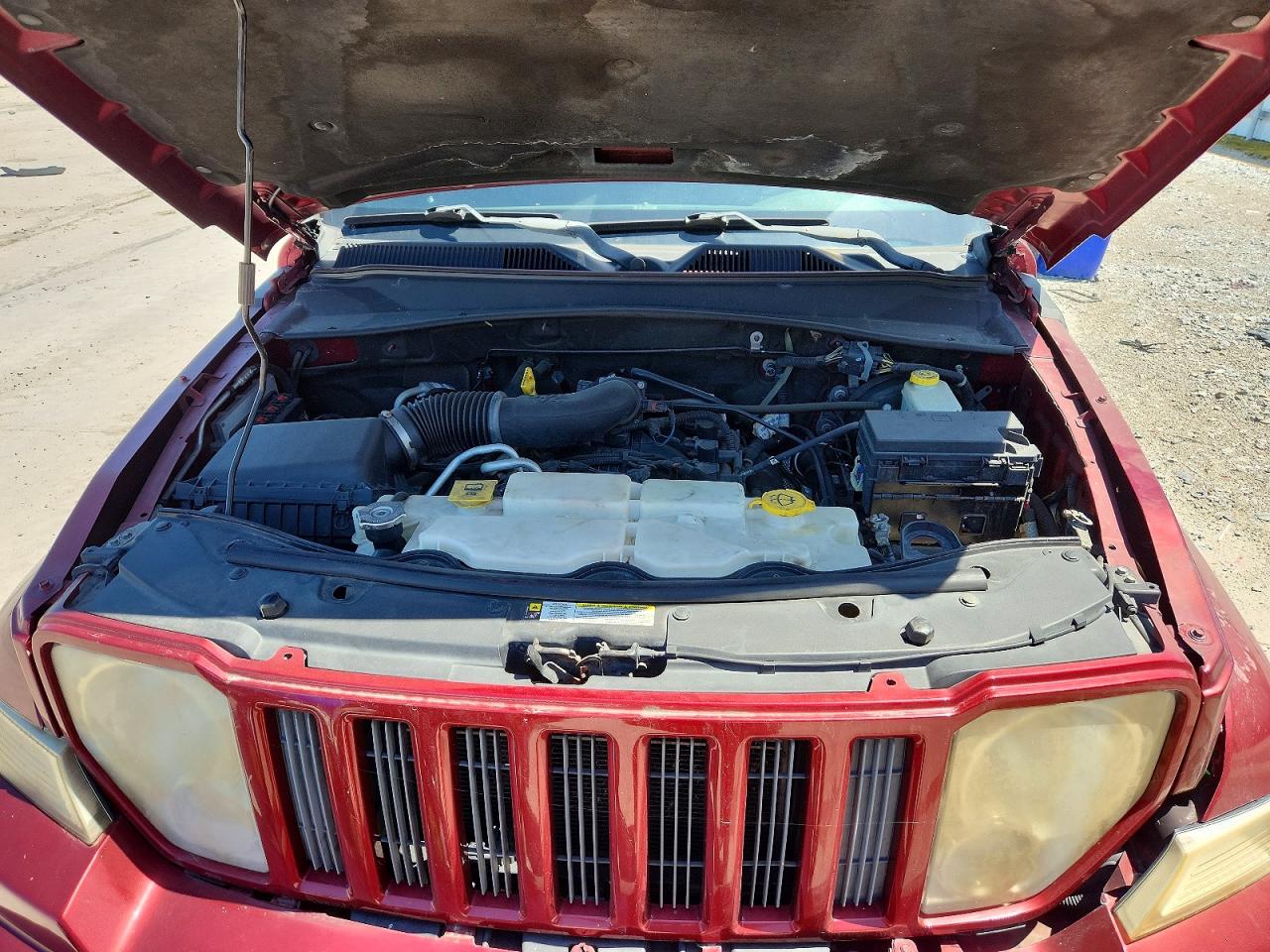 2012 Jeep Liberty Sport Maroon vin: 1C4PJLAK7CW110879