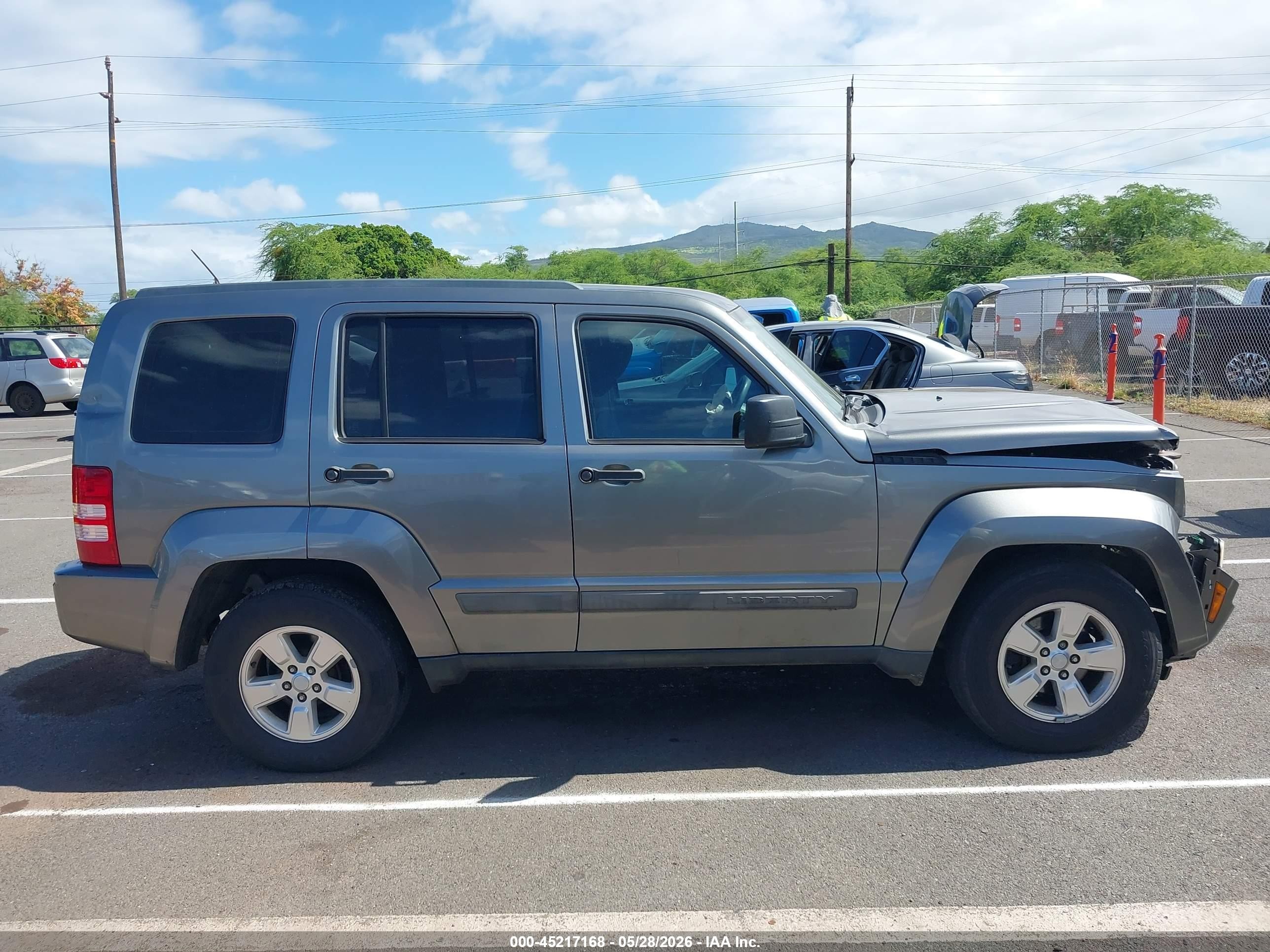 2012 Jeep Liberty Sport Gray vin: 1C4PJLAK7CW188322