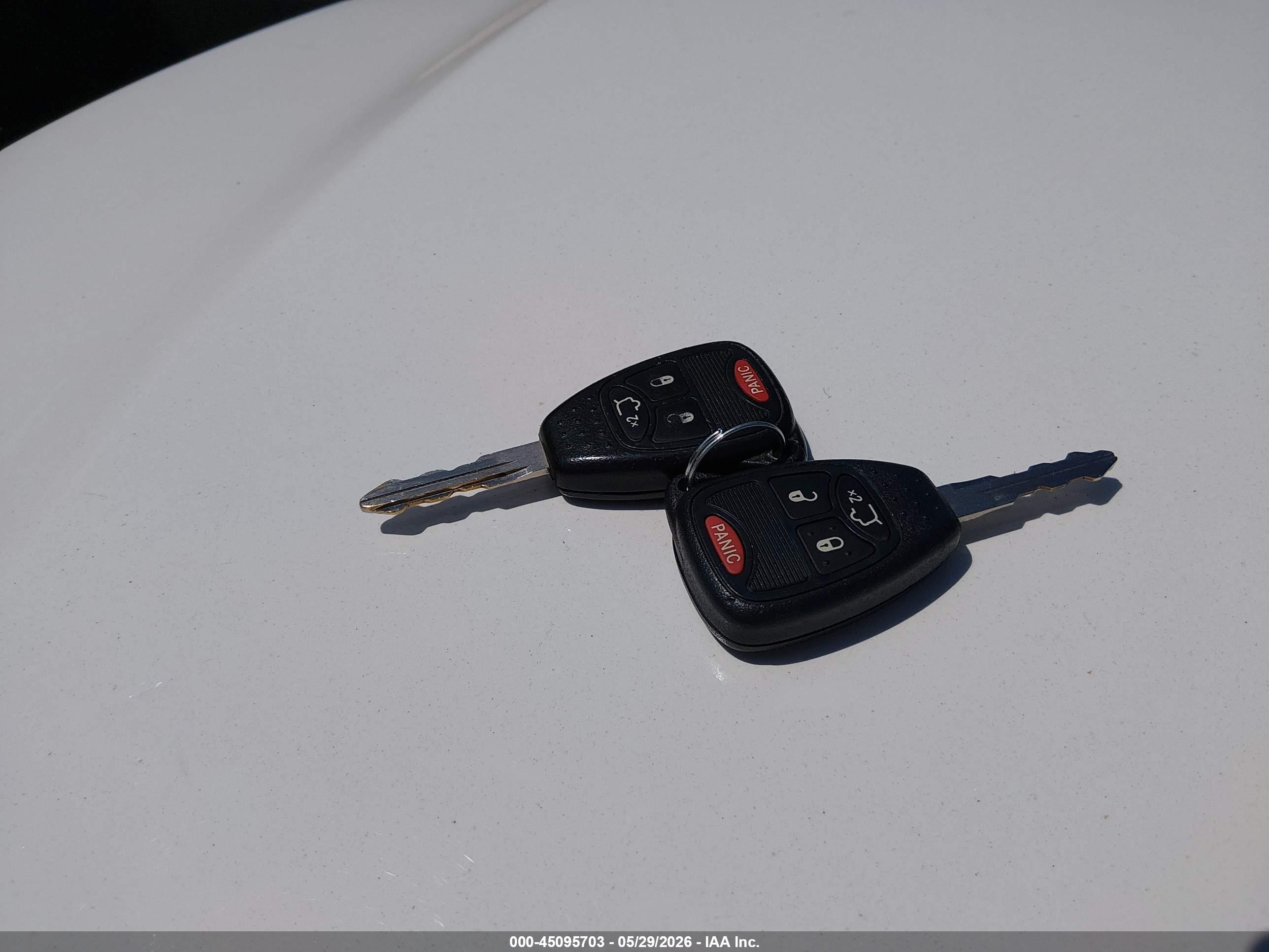 2012 Jeep Liberty Sport Красный vin: 1C4PJLAK8CW104041