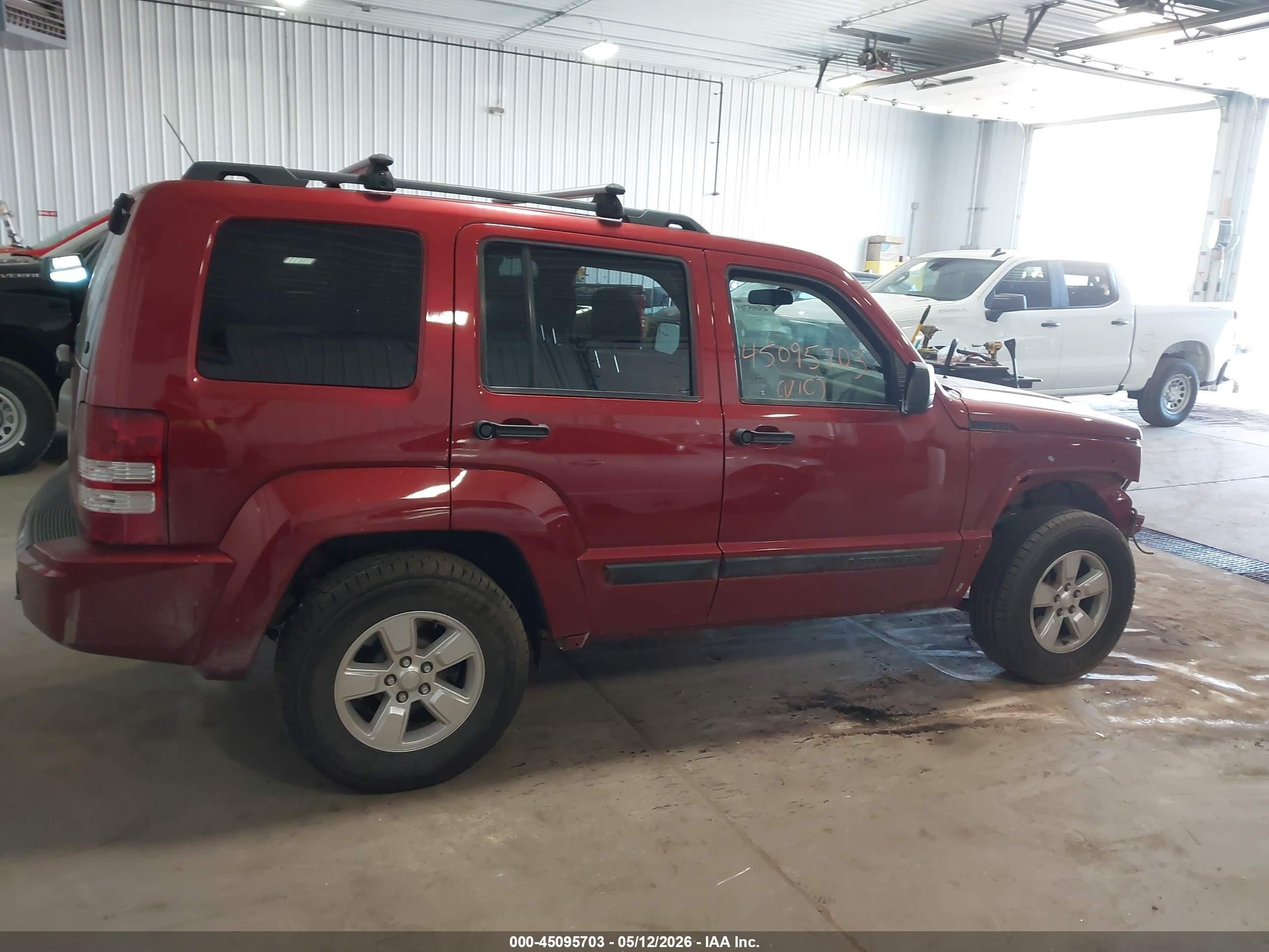 2012 Jeep Liberty Sport Красный vin: 1C4PJLAK8CW104041