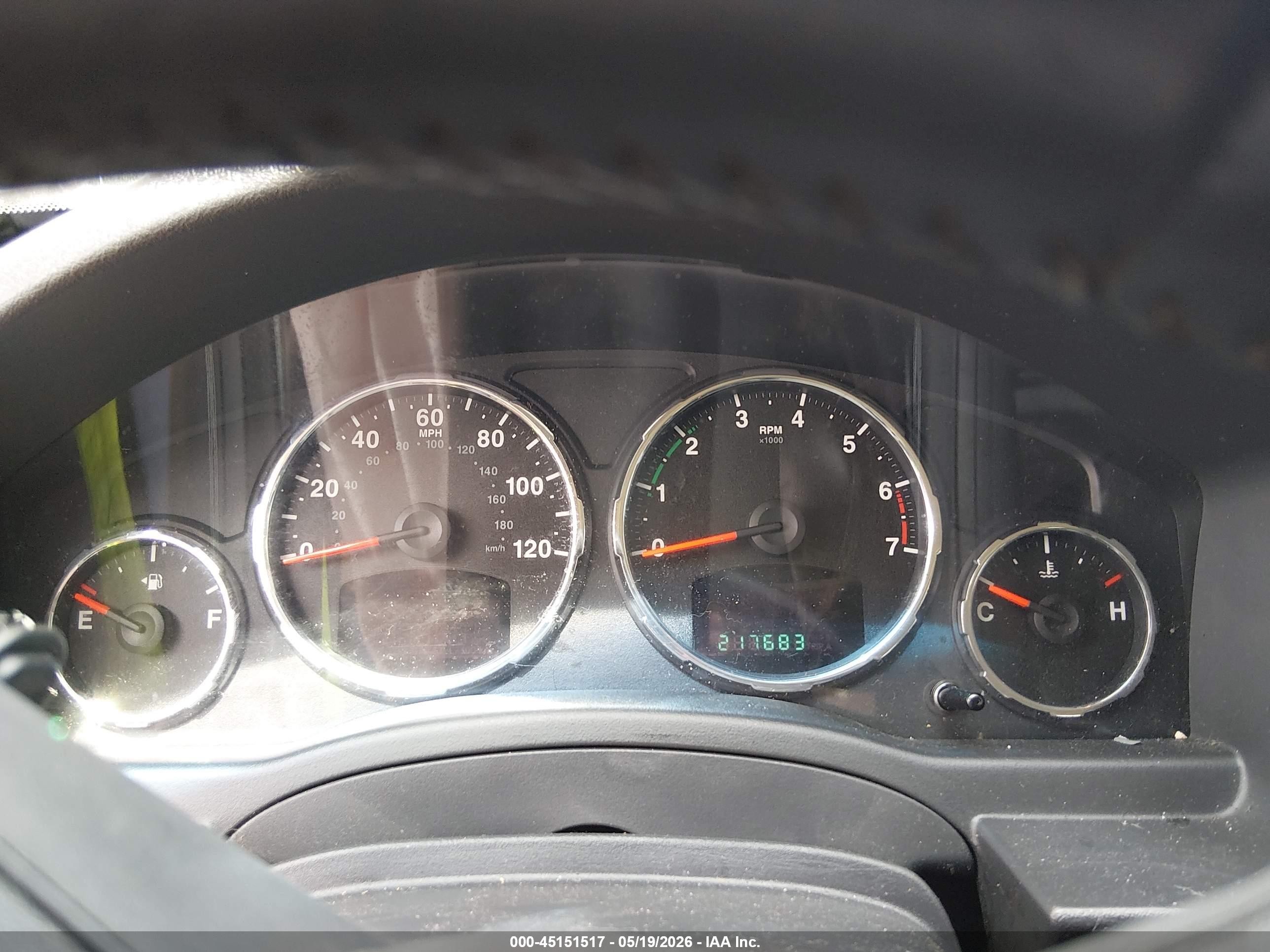 2012 Jeep Liberty Sport Серебряный vin: 1C4PJLAK8CW201806