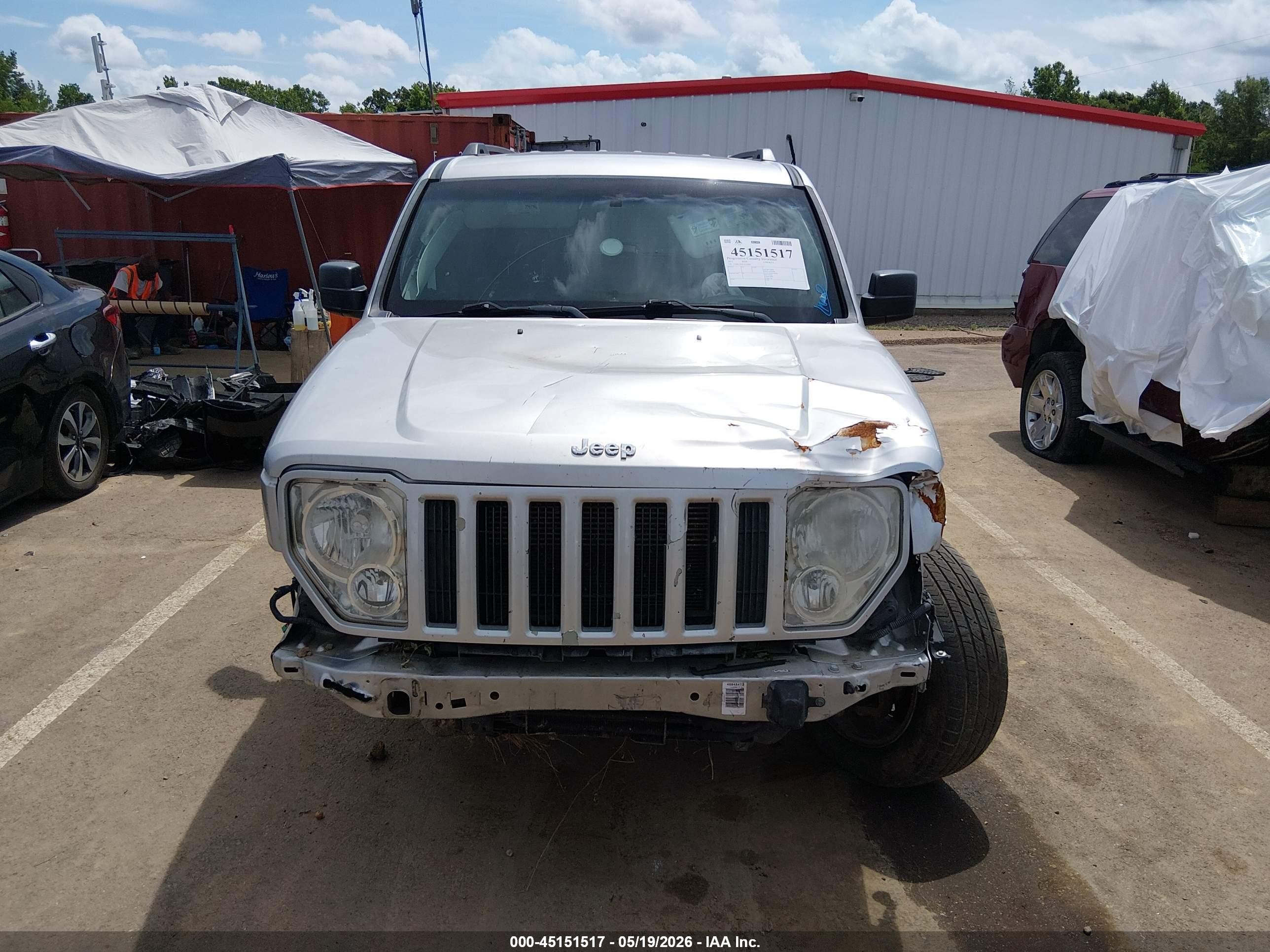 2012 Jeep Liberty Sport Серебряный vin: 1C4PJLAK8CW201806