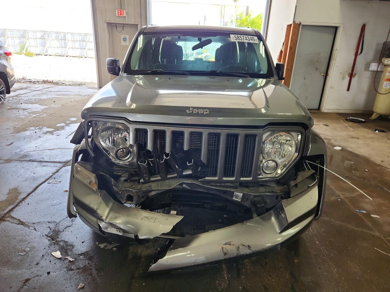 2012 Jeep Liberty Sport Gray vin: 1C4PJLAK9CW148758