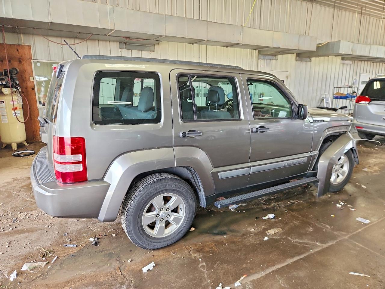 2012 Jeep Liberty Sport Gray vin: 1C4PJLAK9CW148758