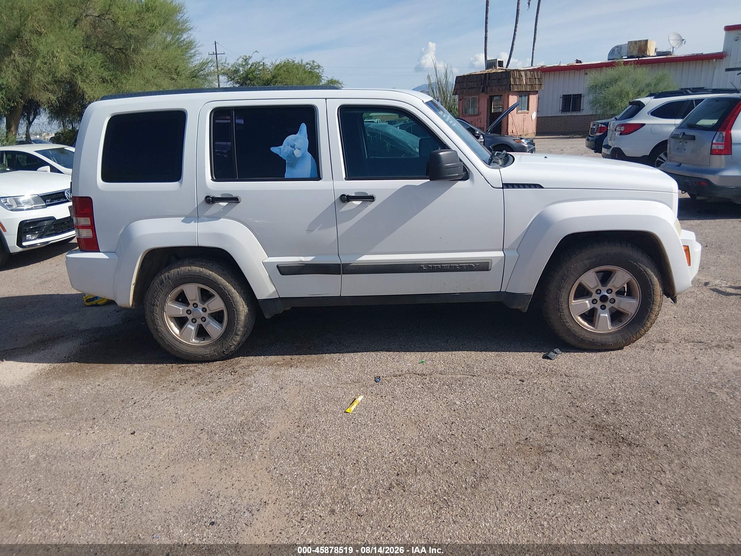 2012 Jeep Liberty Sport Белый vin: 1C4PJLAK9CW213611