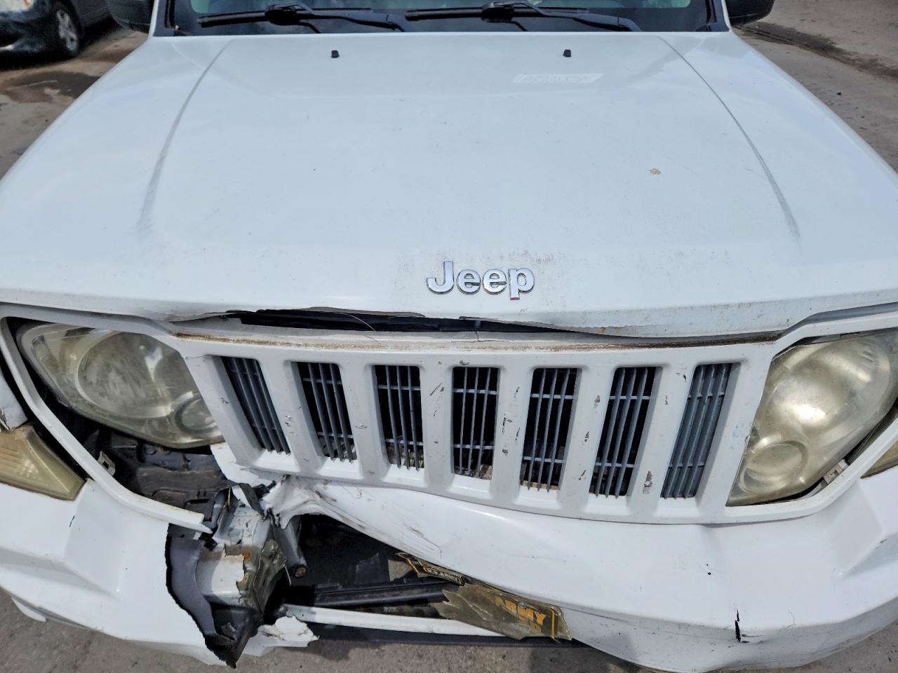 2012 Jeep Liberty Sport Белый vin: 1C4PJLAKXCW213228