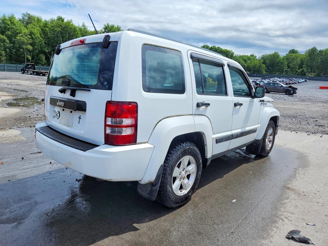 2012 Jeep Liberty Sport Белый vin: 1C4PJLAKXCW213228