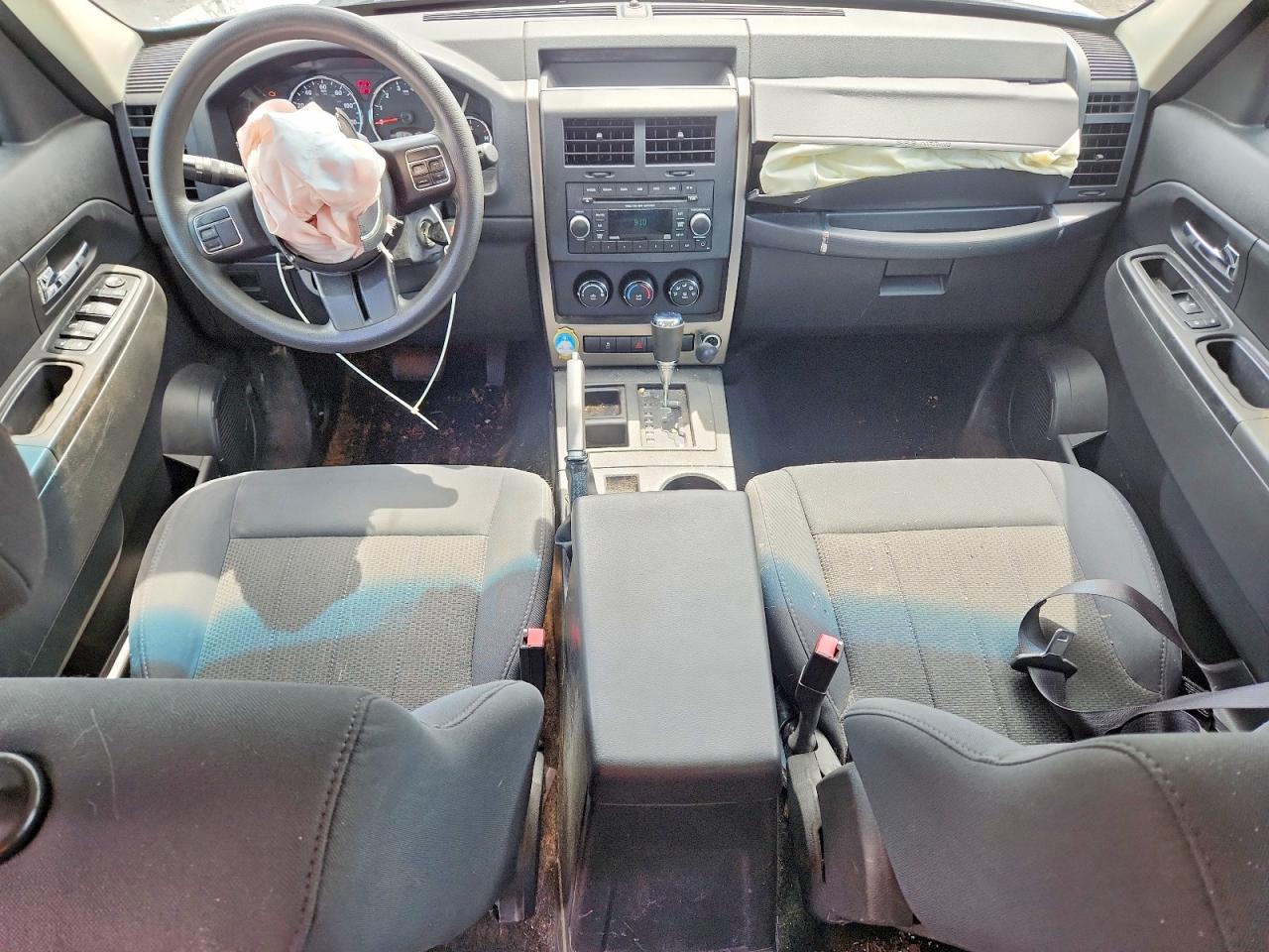 2012 Jeep Liberty Sport Белый vin: 1C4PJLAKXCW213228