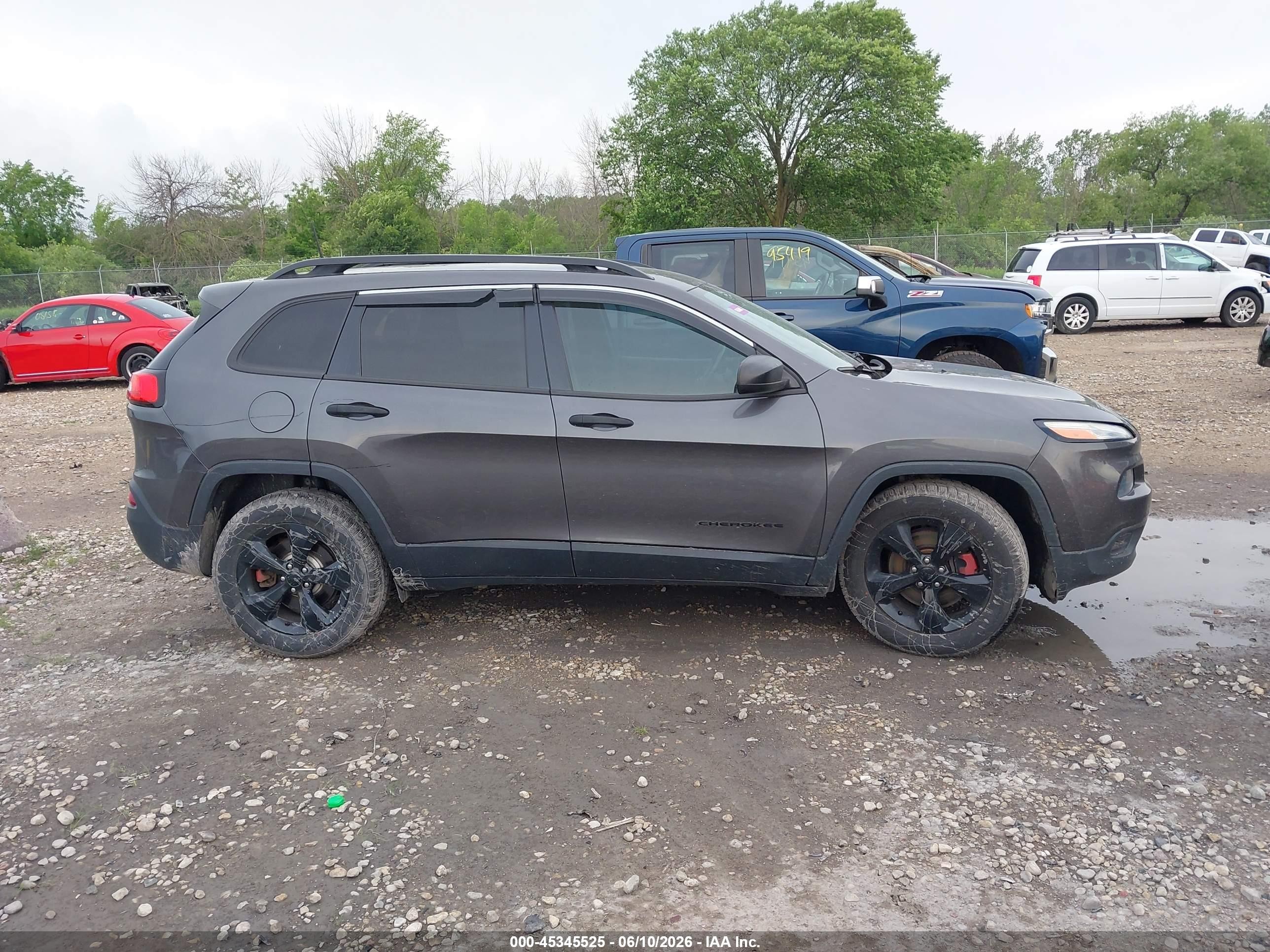 2016 Jeep Cherokee Altitude Gray vin: 1C4PJLAS0GW315336