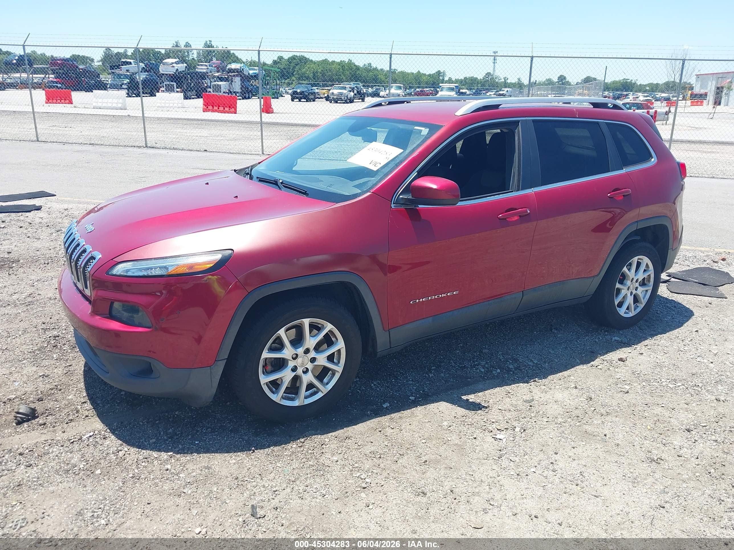 2014 Jeep Cherokee Latitude Red vin: 1C4PJLCB0EW186816