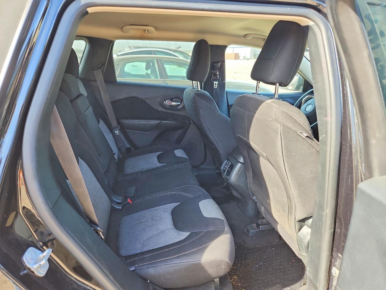 2014 Jeep Cherokee Latitude Charcoal vin: 1C4PJLCB0EW322068