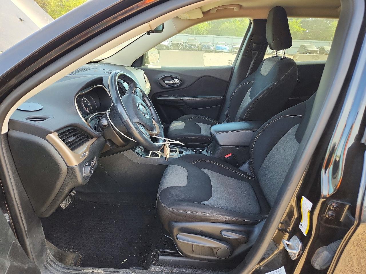 2014 Jeep Cherokee Latitude Charcoal vin: 1C4PJLCB0EW322068