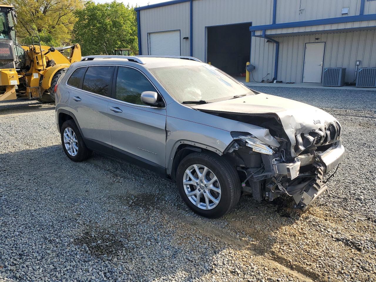 2015 Jeep Cherokee Latitude Silver vin: 1C4PJLCB0FW531165