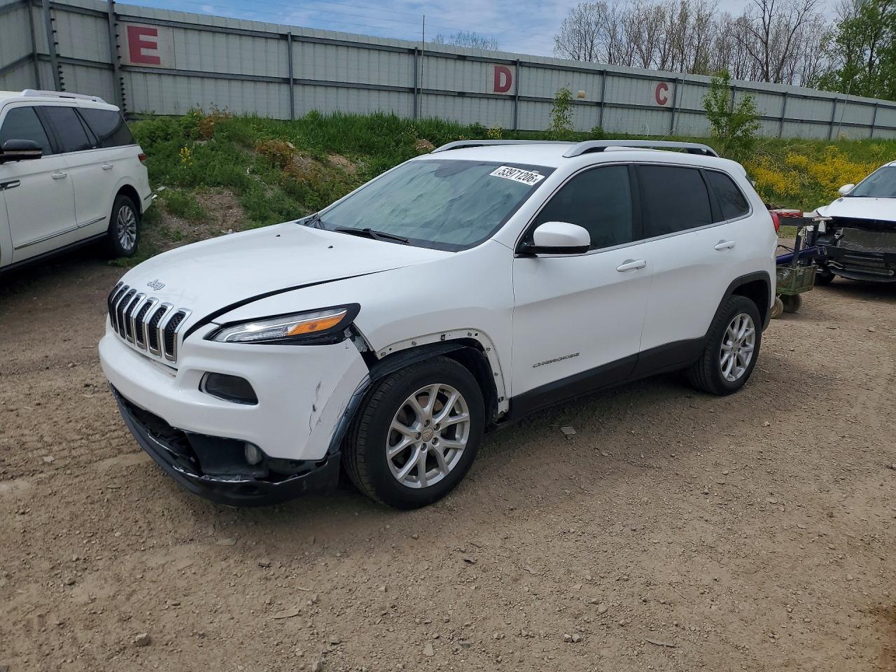 2015 Jeep Cherokee Latitude White vin: 1C4PJLCB0FW683706