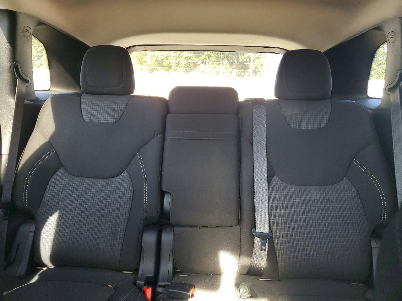 2015 Jeep Cherokee Latitude Charcoal vin: 1C4PJLCB0FW722701