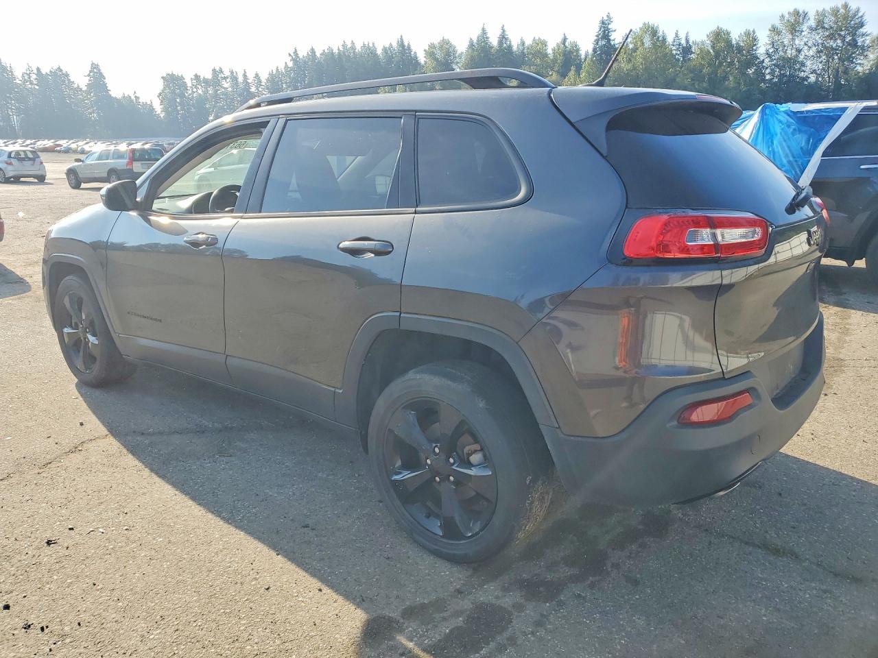 2015 Jeep Cherokee Latitude Charcoal vin: 1C4PJLCB0FW722701