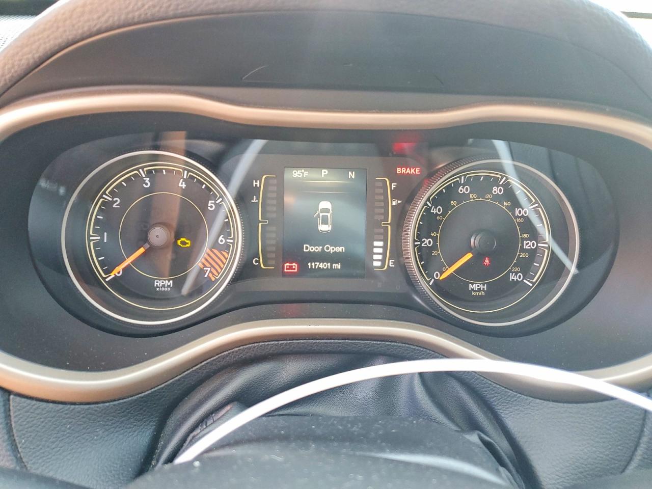 2015 Jeep Cherokee Latitude Charcoal vin: 1C4PJLCB0FW722701