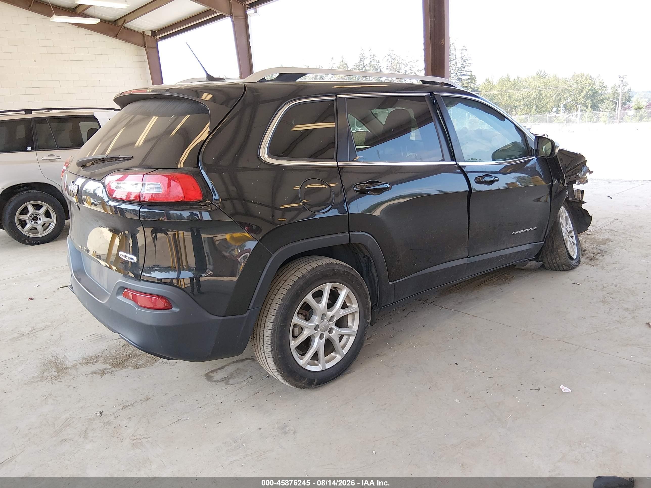 2015 Jeep Cherokee Latitude Black vin: 1C4PJLCB0FW771042