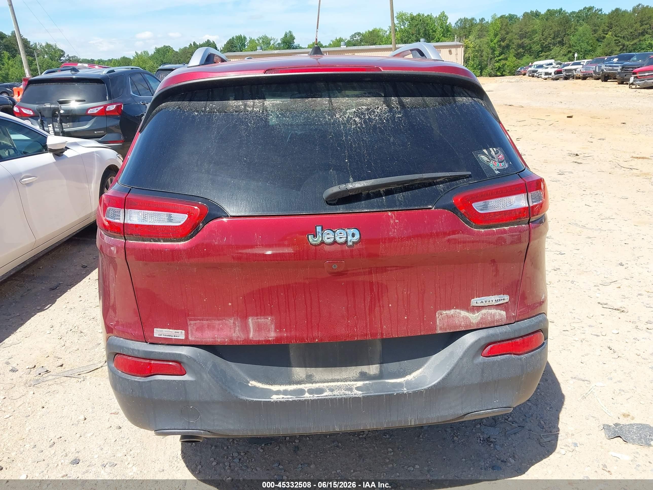 2017 Jeep Cherokee Latitude Fwd Red vin: 1C4PJLCB0HW548390