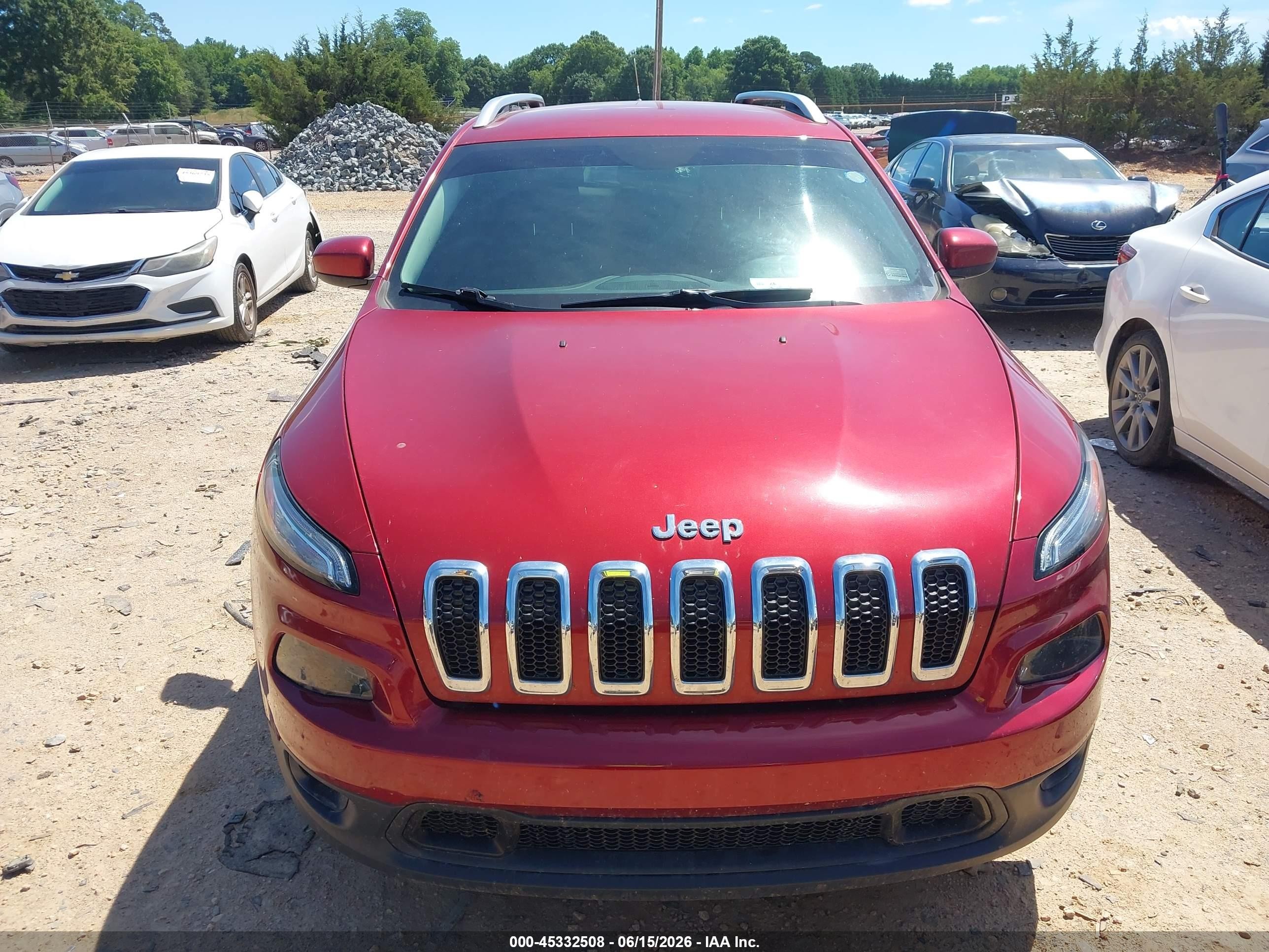 2017 Jeep Cherokee Latitude Fwd Red vin: 1C4PJLCB0HW548390
