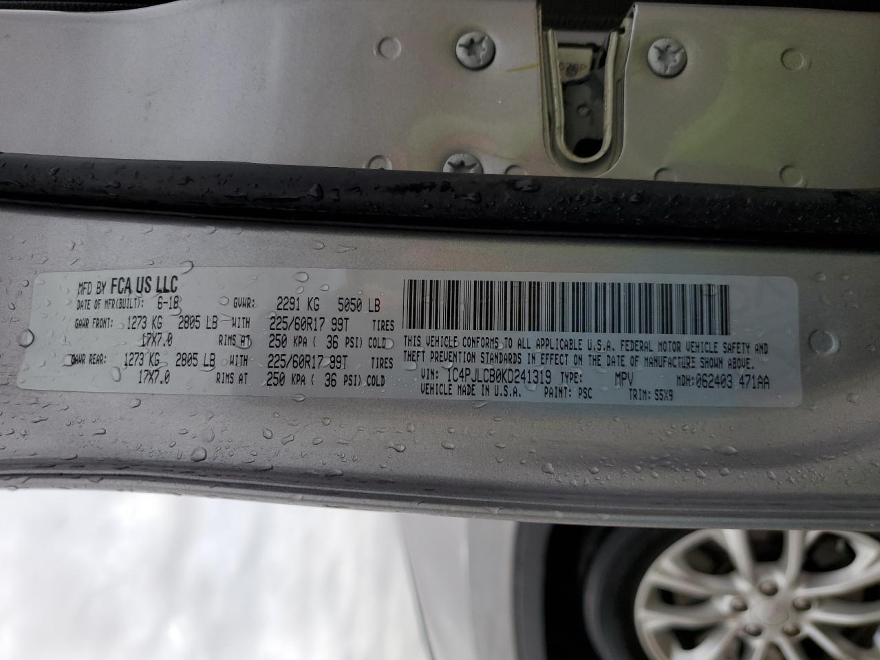 2019 Jeep Cherokee Latitude Silver vin: 1C4PJLCB0KD241319
