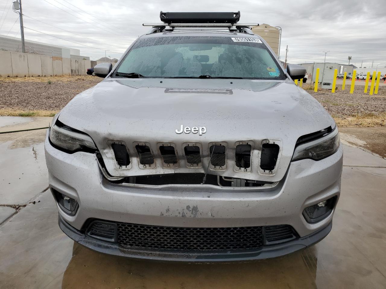 2019 Jeep Cherokee Latitude Silver vin: 1C4PJLCB0KD241319