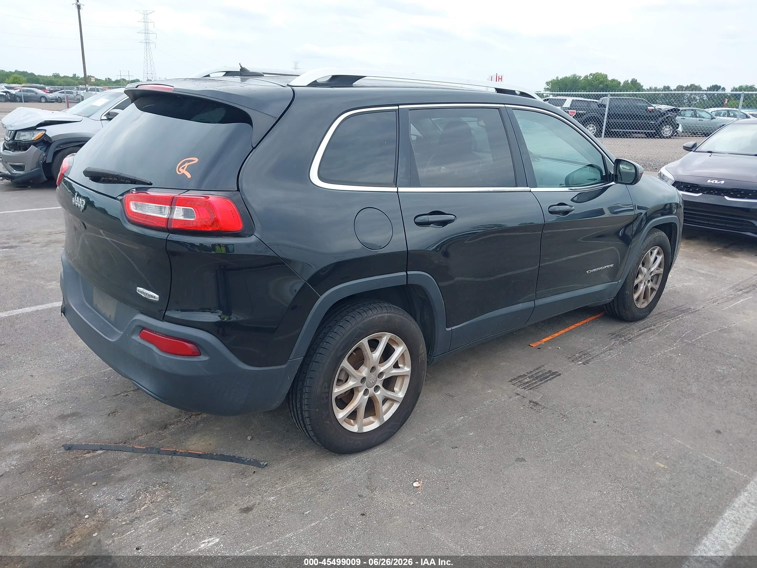 2014 Jeep Cherokee Latitude Black vin: 1C4PJLCB1EW319261