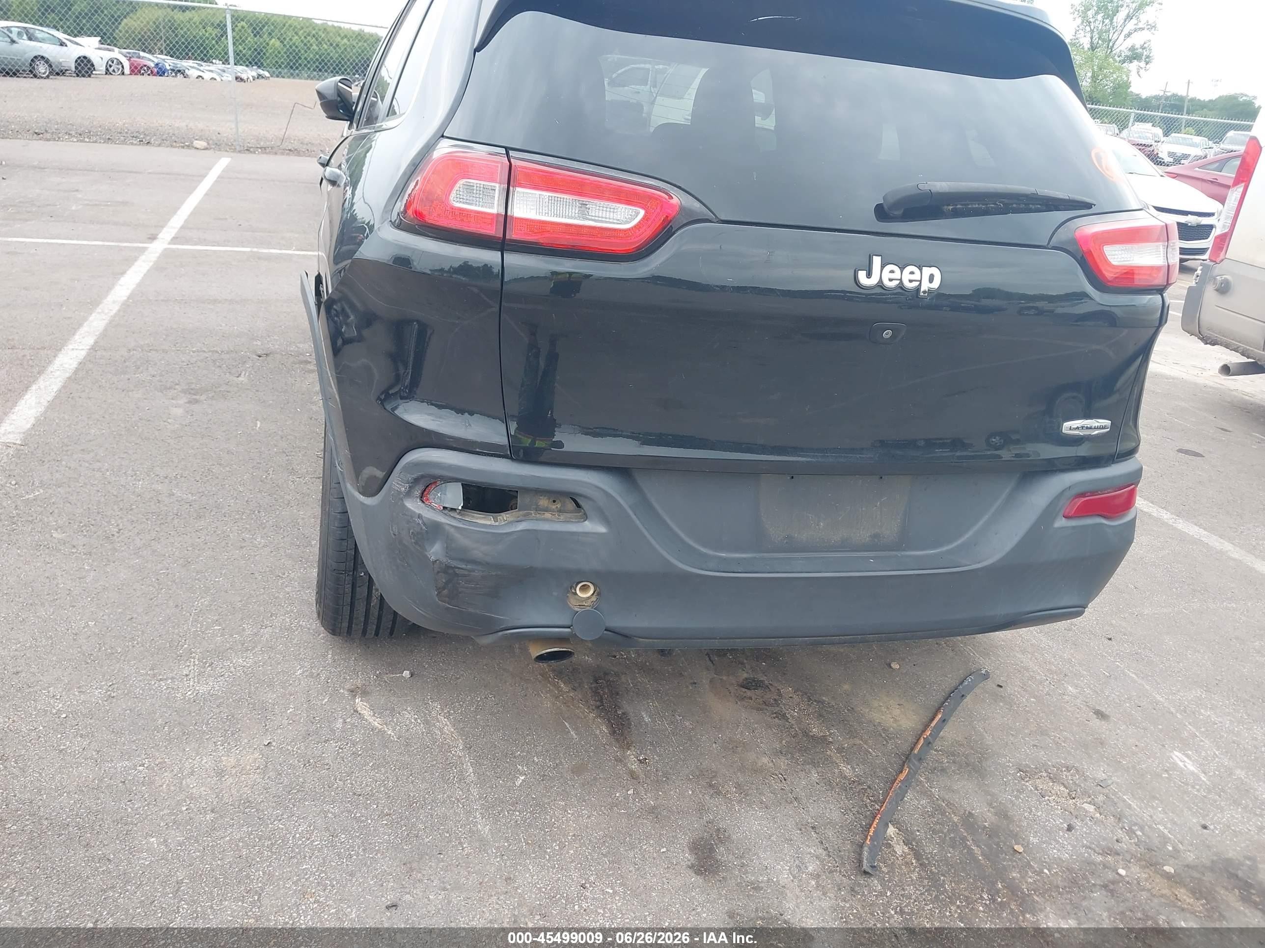 2014 Jeep Cherokee Latitude Black vin: 1C4PJLCB1EW319261