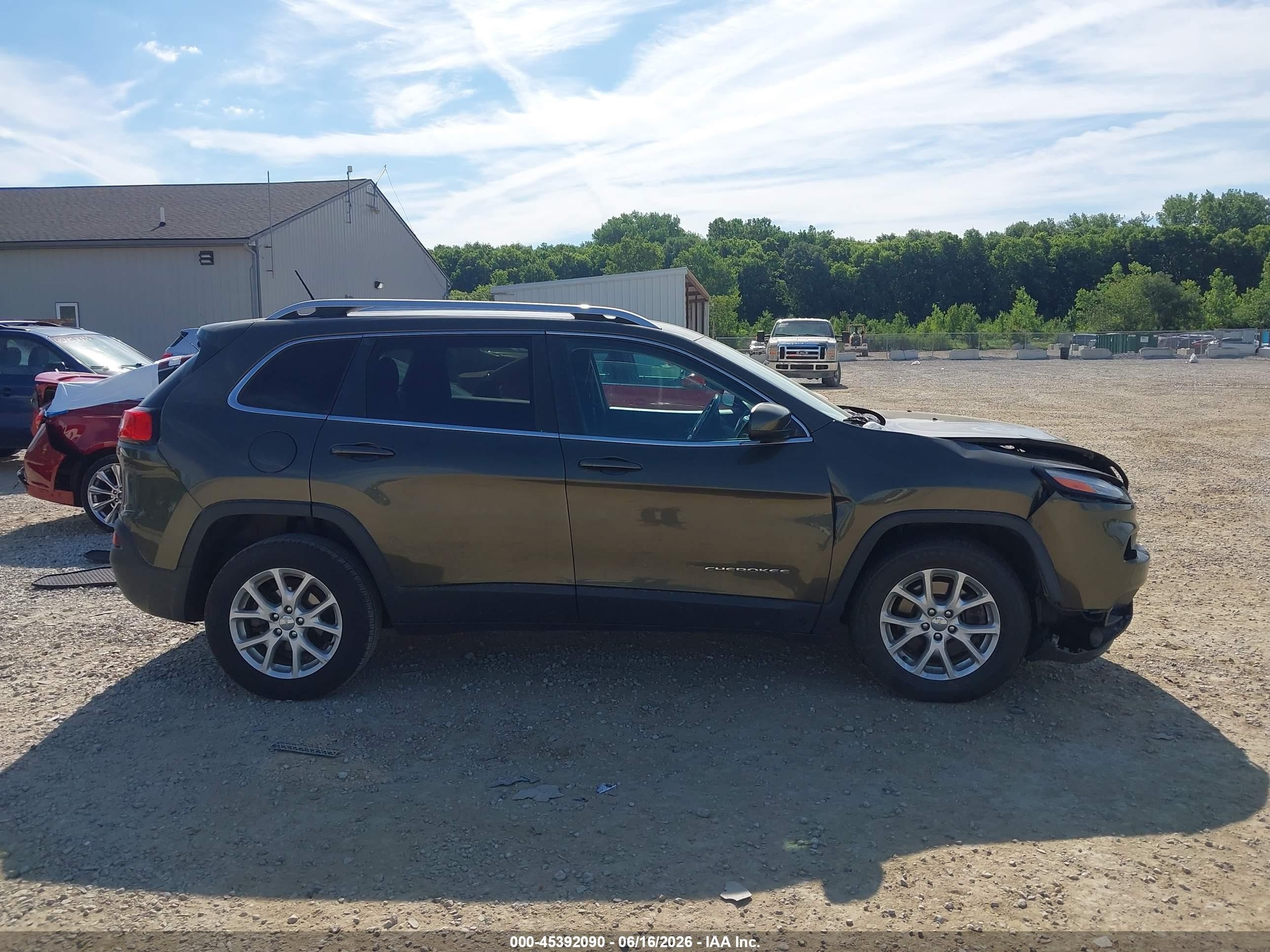 2015 Jeep Cherokee North Зеленый vin: 1C4PJLCB1FW607296
