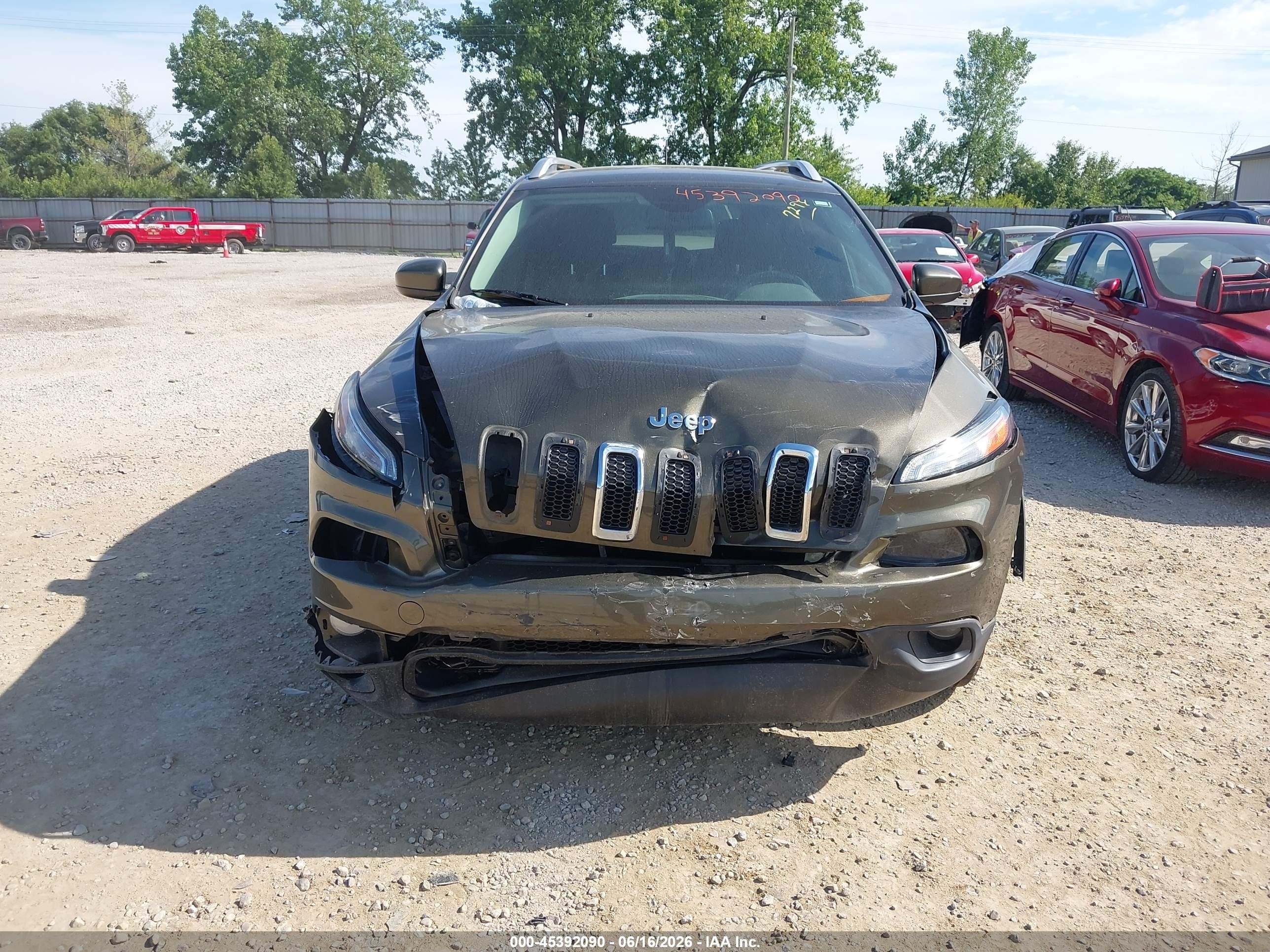 2015 Jeep Cherokee North Зеленый vin: 1C4PJLCB1FW607296
