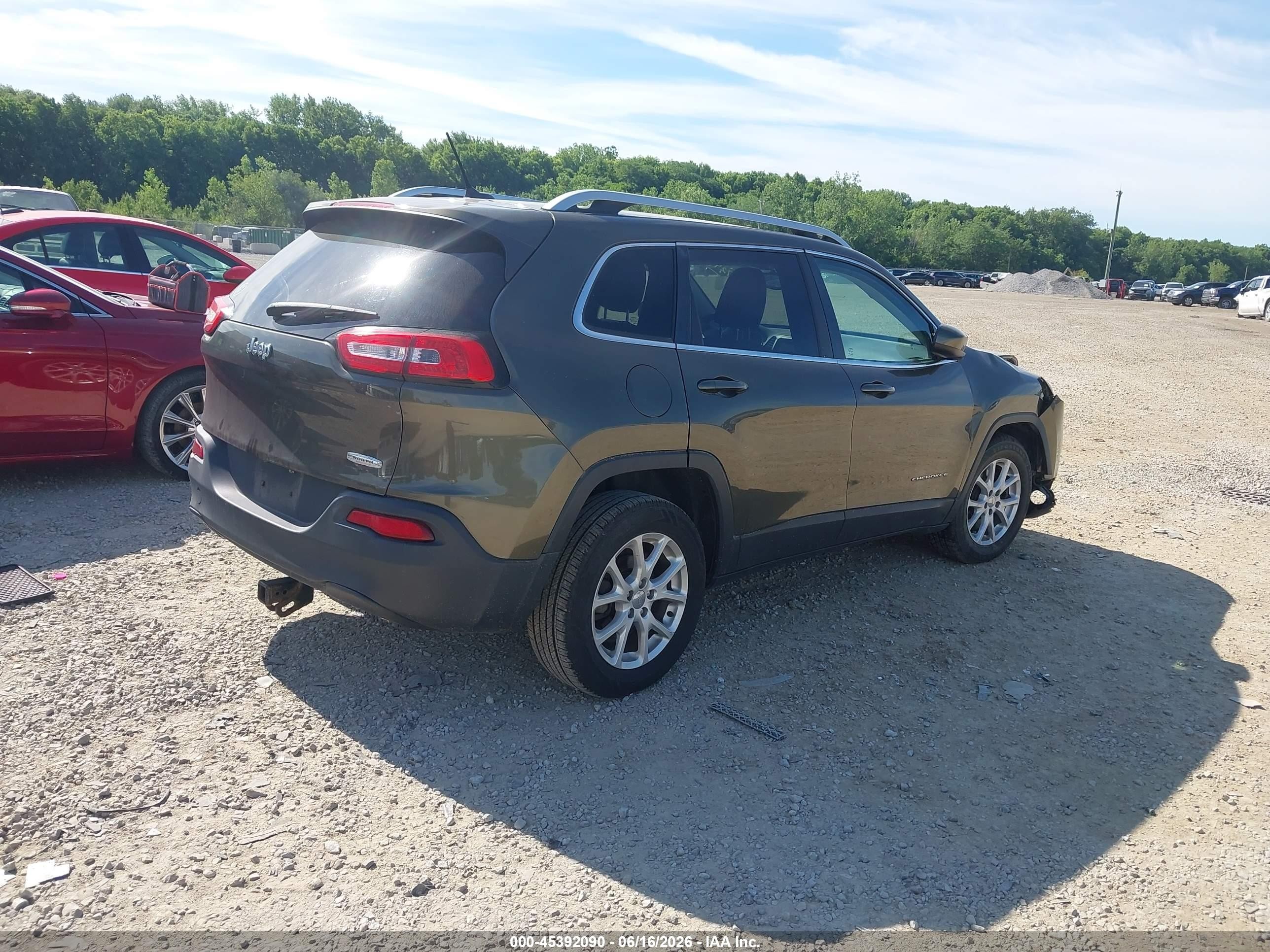 2015 Jeep Cherokee North Зеленый vin: 1C4PJLCB1FW607296