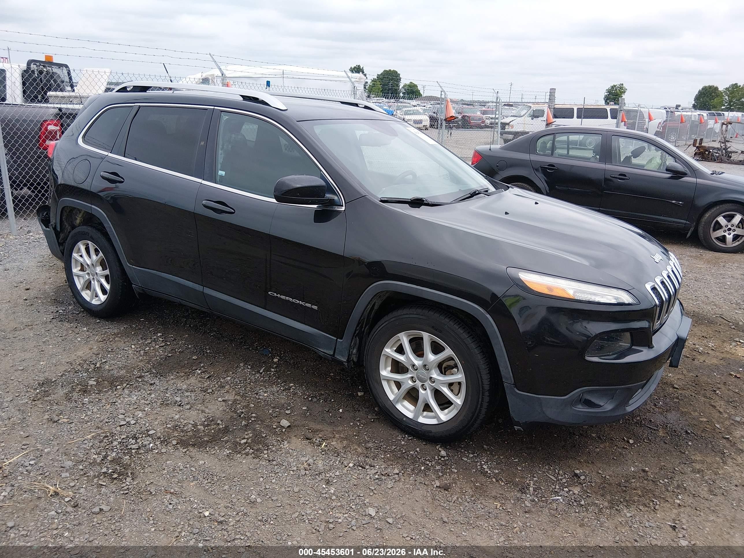 2015 Jeep Cherokee Latitude Black vin: 1C4PJLCB1FW660595