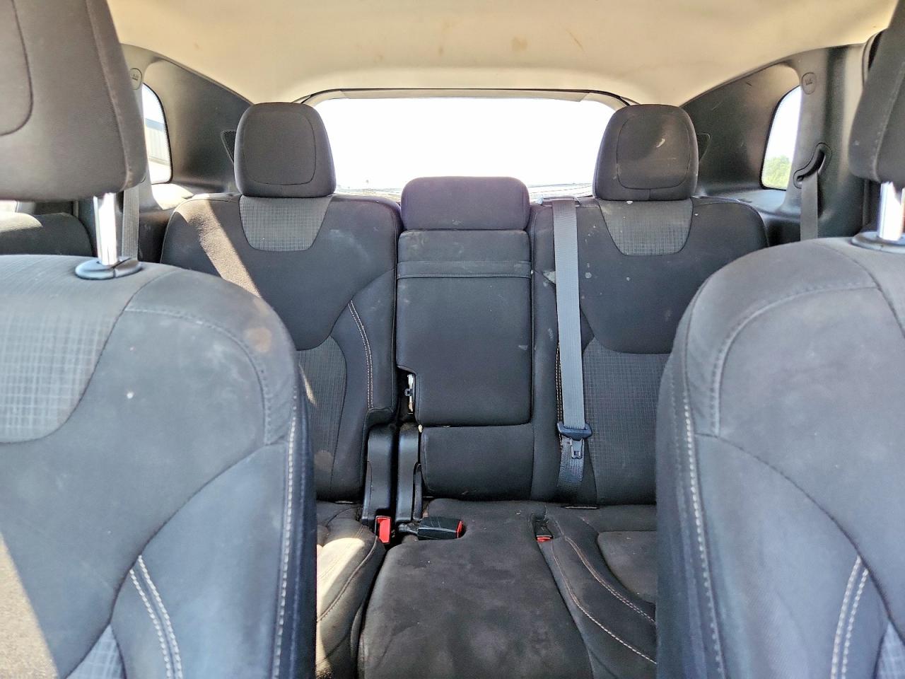 2015 Jeep Cherokee Latitude Серый vin: 1C4PJLCB1FW683908