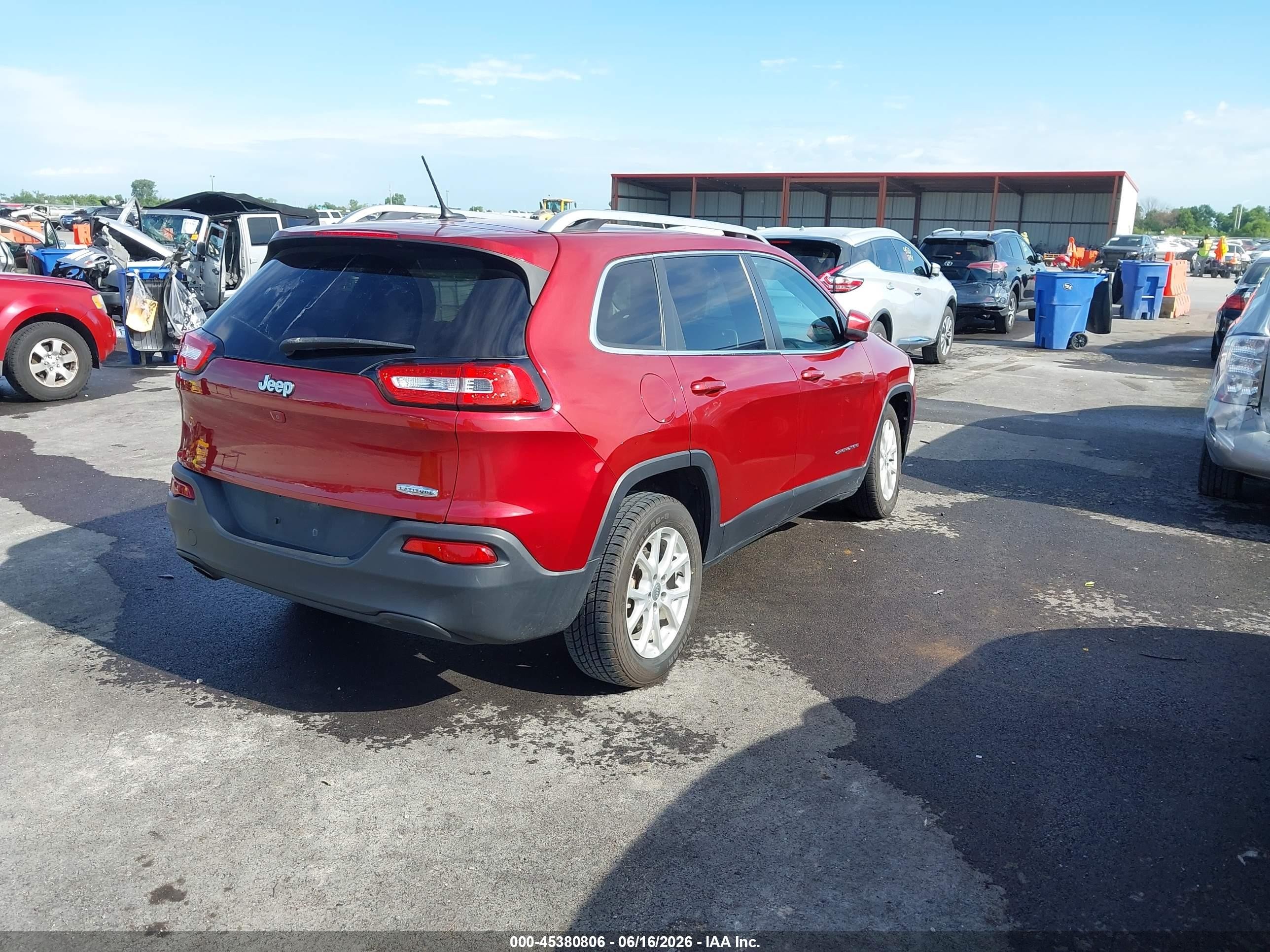 2015 Jeep Cherokee Latitude Red vin: 1C4PJLCB1FW690079
