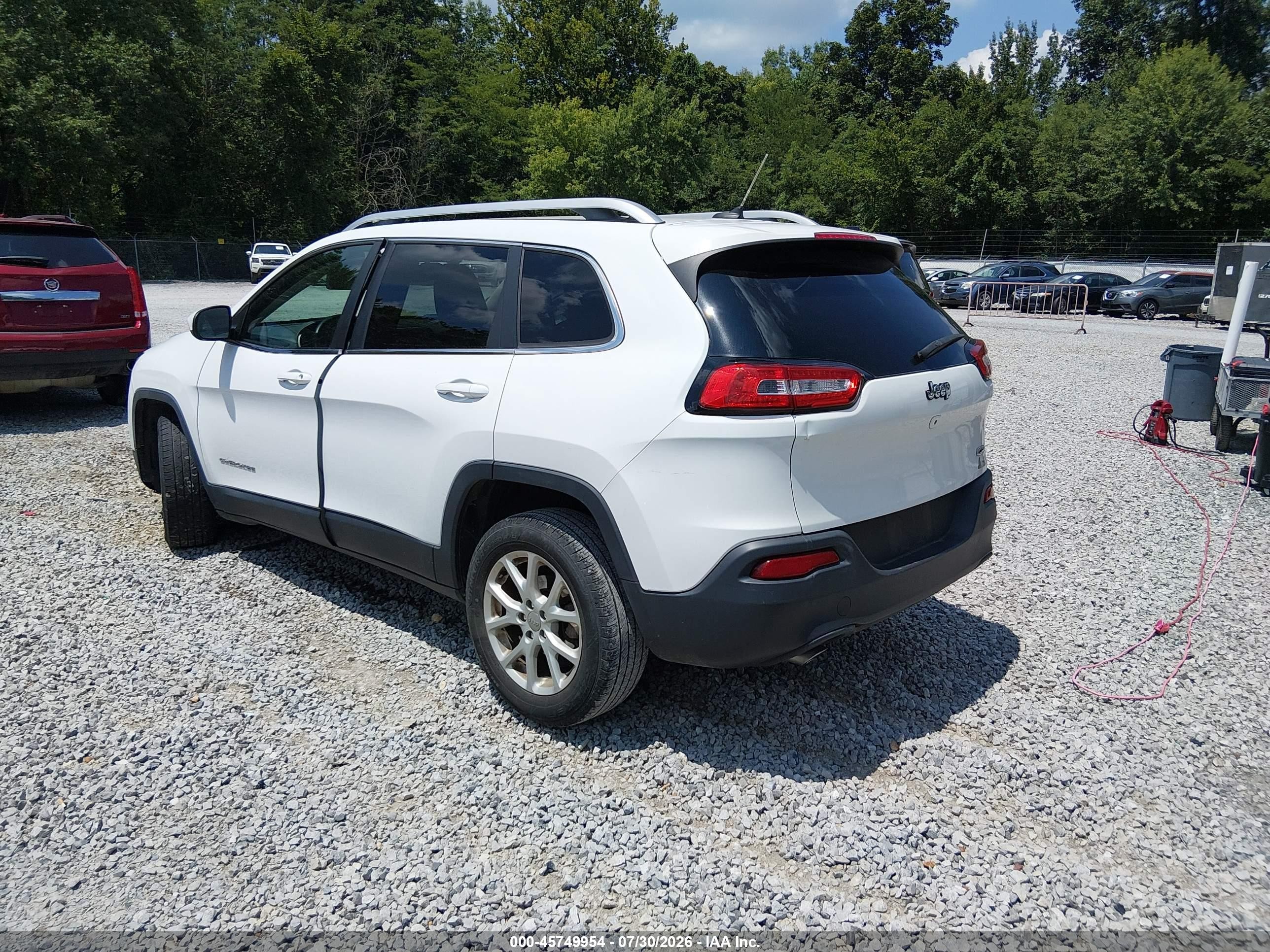 2015 Jeep Cherokee Latitude Black vin: 1C4PJLCB1FW694651