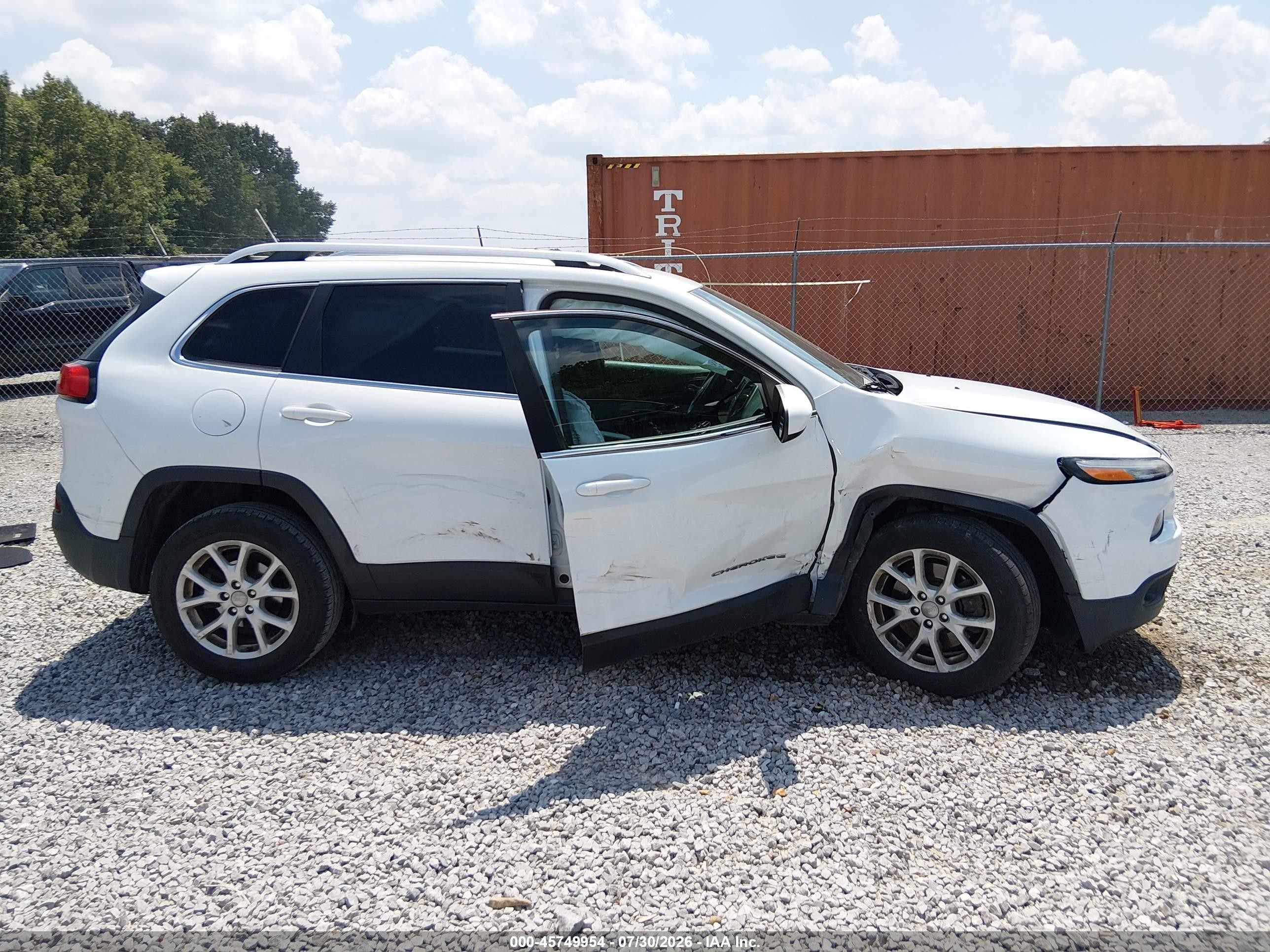 2015 Jeep Cherokee Latitude Black vin: 1C4PJLCB1FW694651