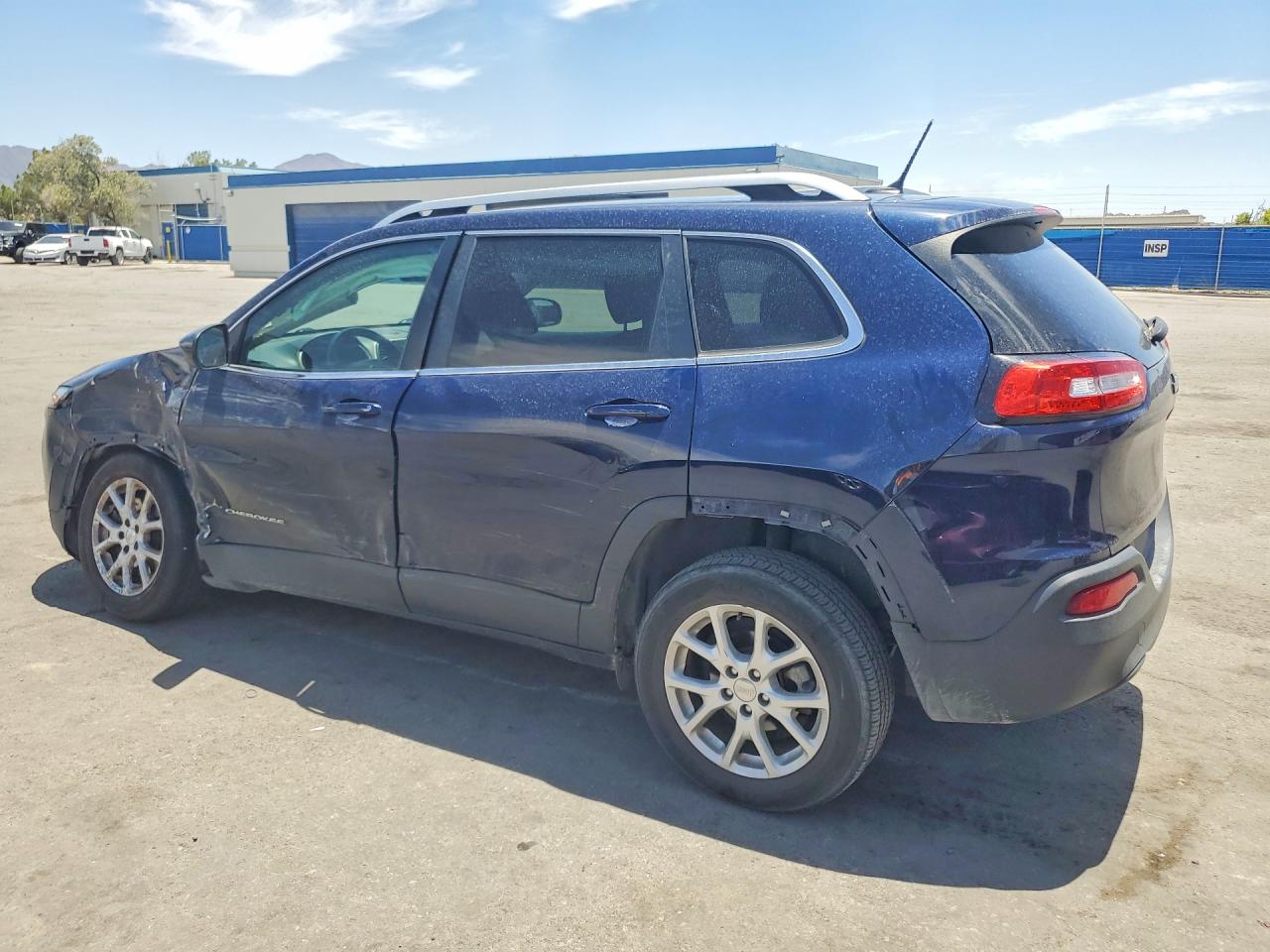 2015 Jeep Cherokee Latitude Blue vin: 1C4PJLCB1FW721301